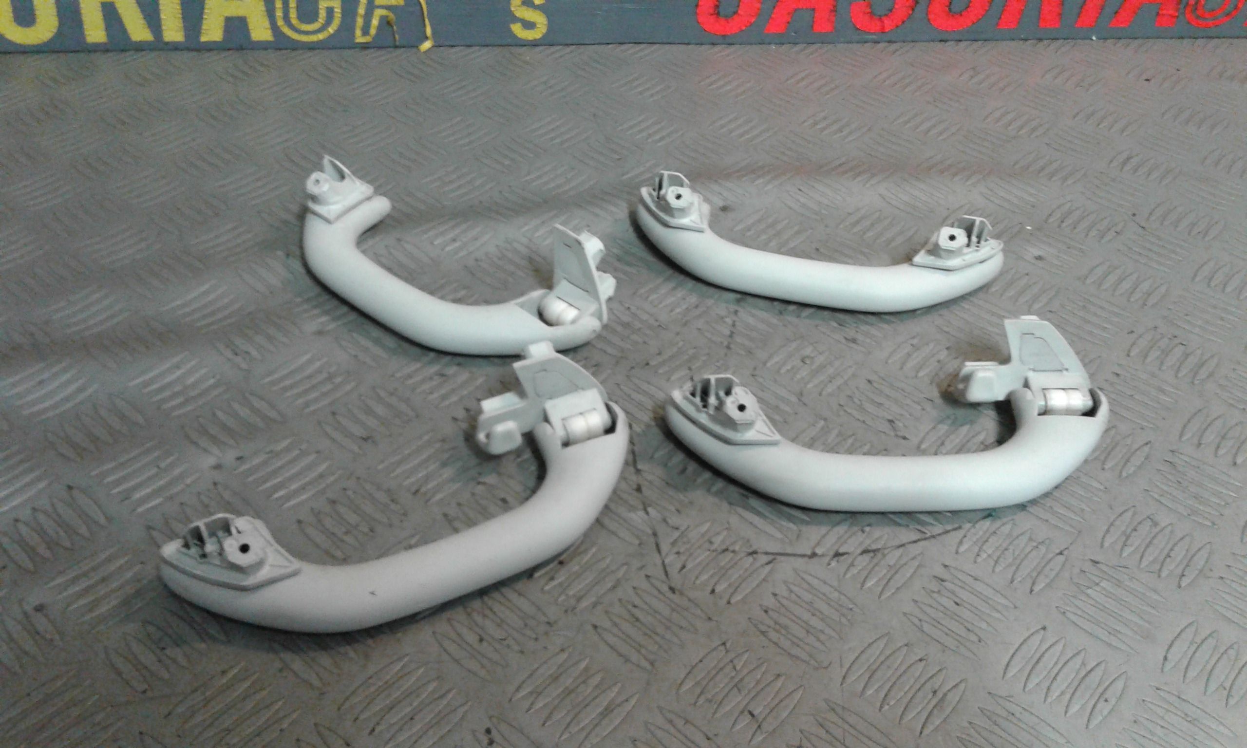 Maniglie Tetto VOLKSWAGEN Golf 5 Berlina