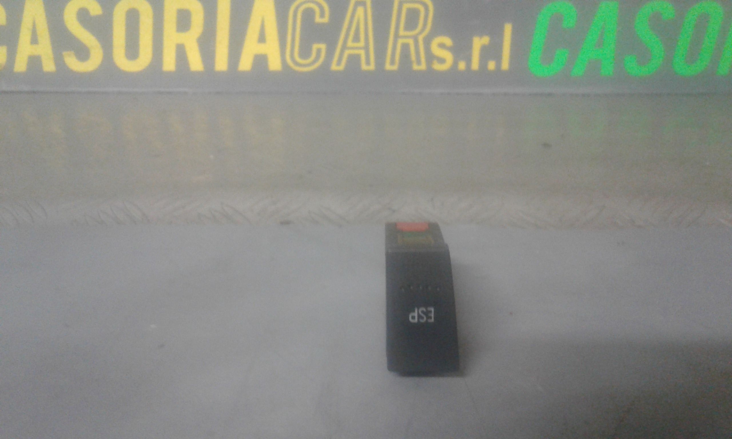 Pulsante VOLKSWAGEN Passat Variant 3 Serie