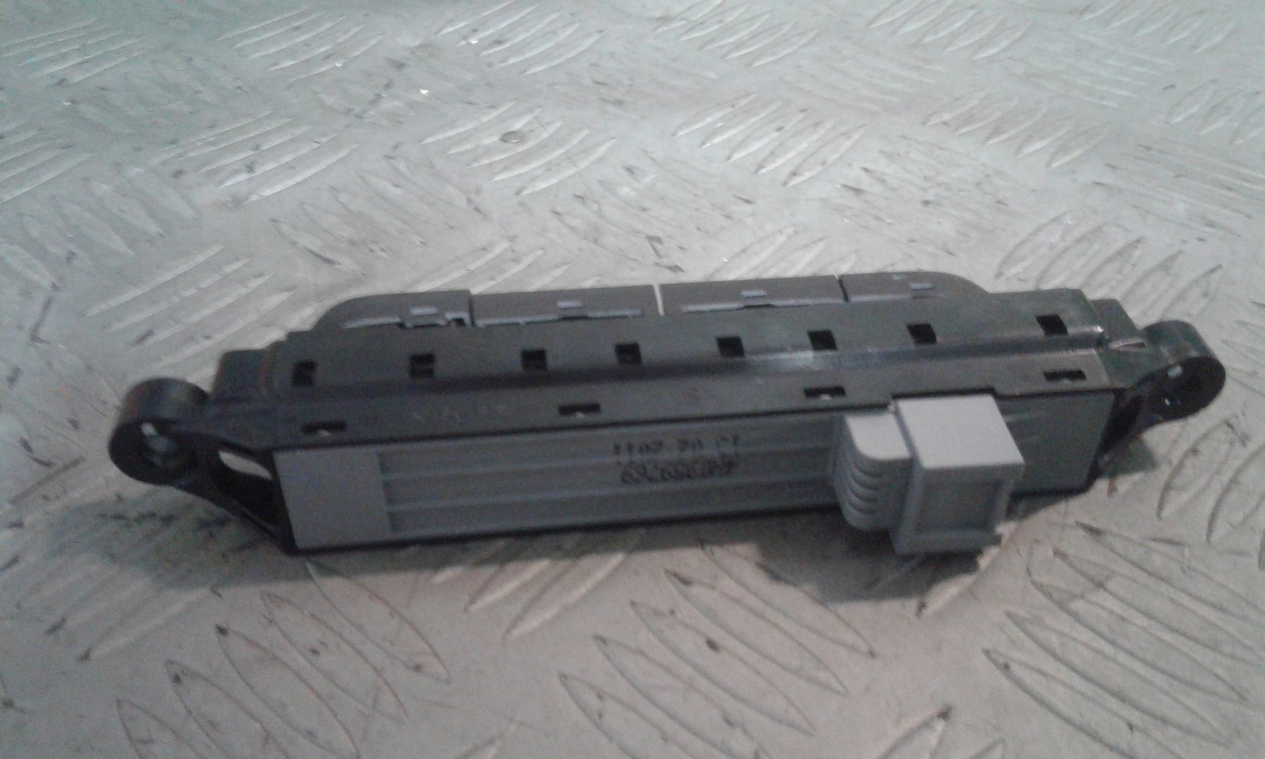 Pulsante AUDI A8 3 Serie