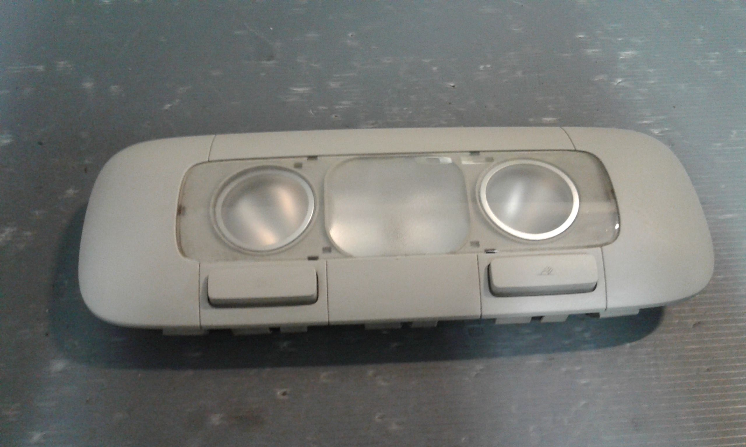 Luce di cortesia anteriore VOLKSWAGEN Golf 5 Berlina