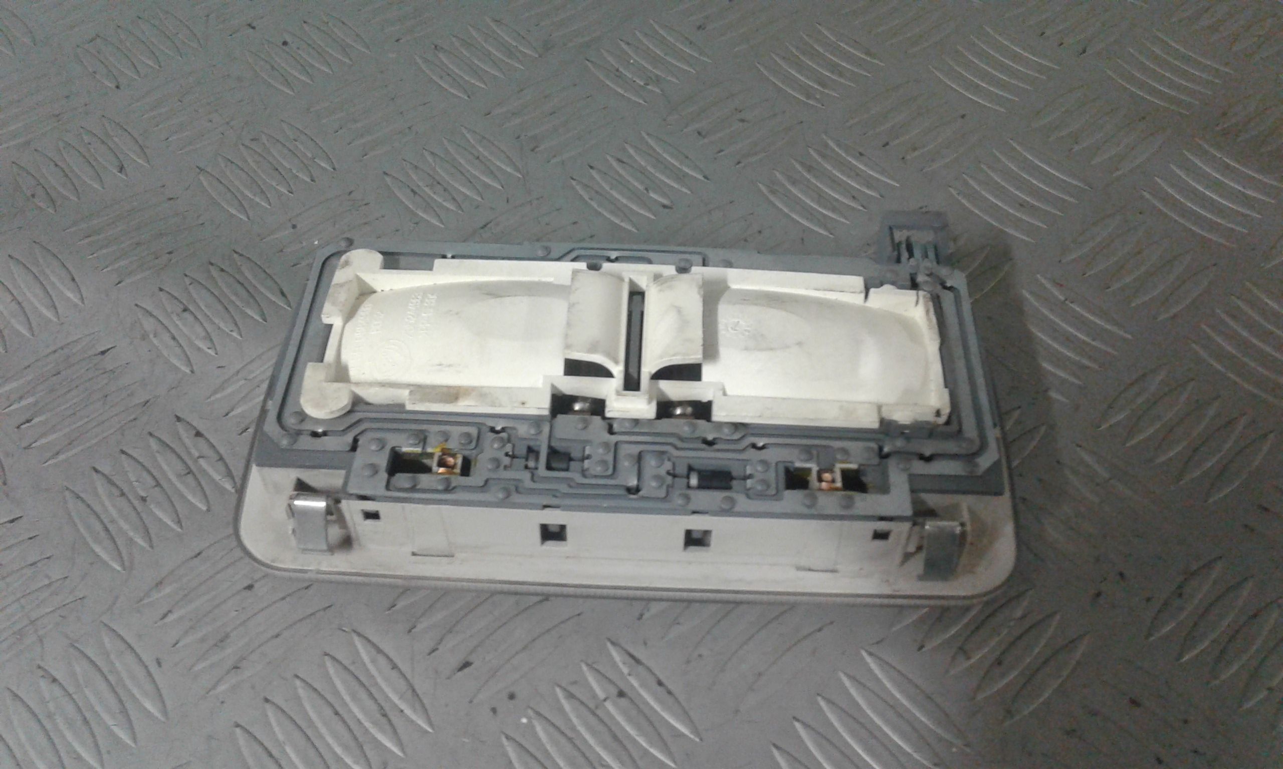 Luce di cortesia anteriore FIAT Punto Berlina 5P 2 Serie