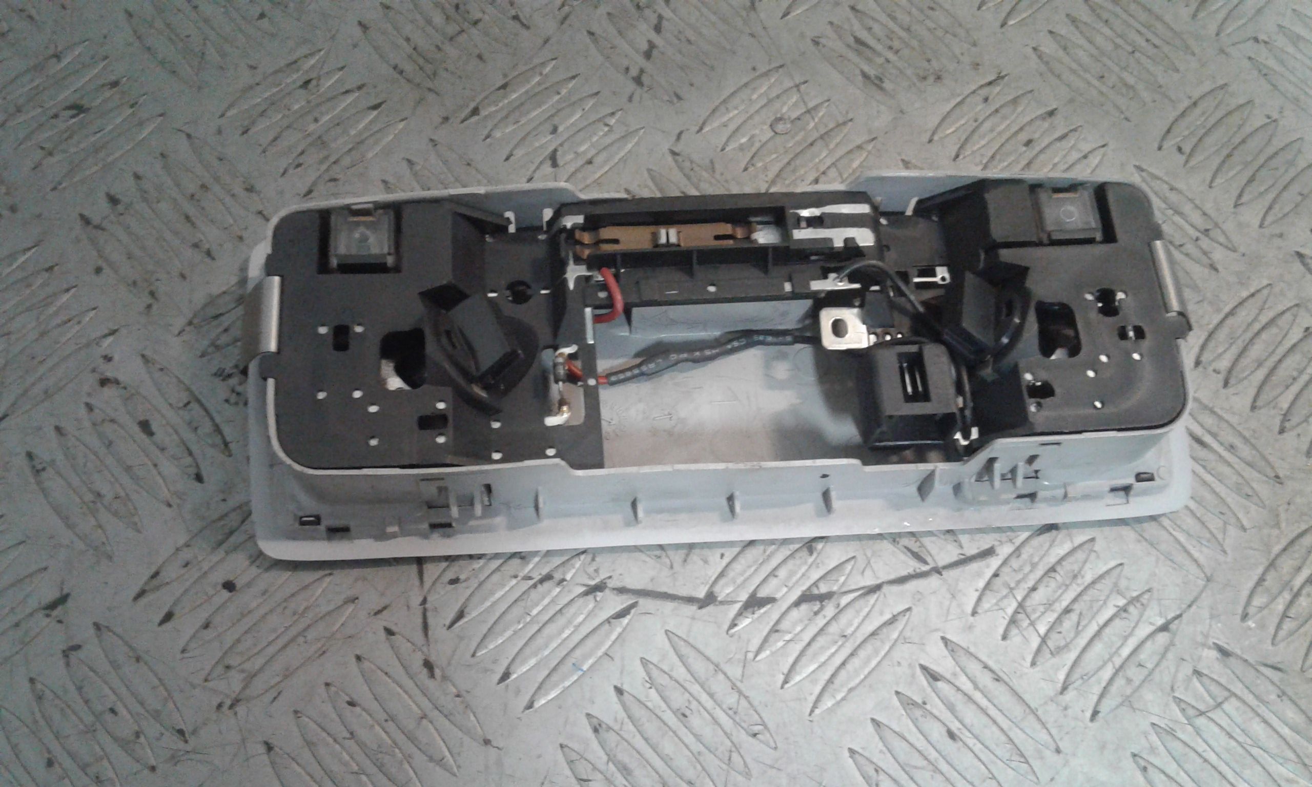 Luce di cortesia anteriore MAZDA 3 Berlina 1 Serie