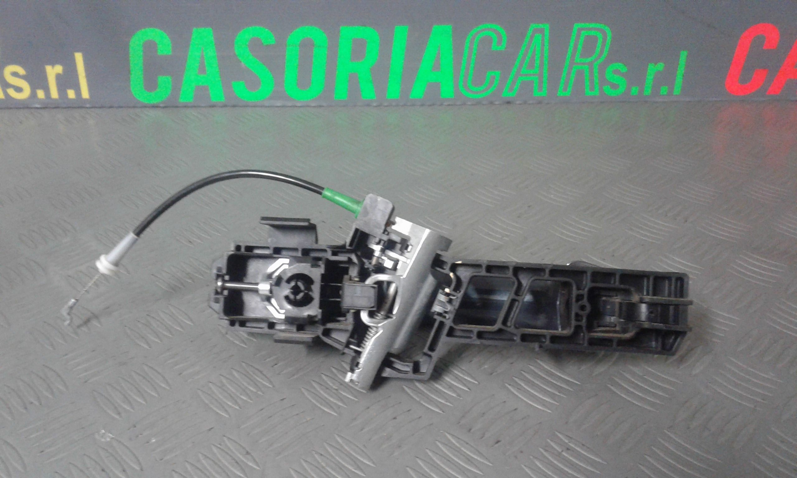 Maniglia esterna Posteriore Sinistra FORD Fiesta 6 Serie