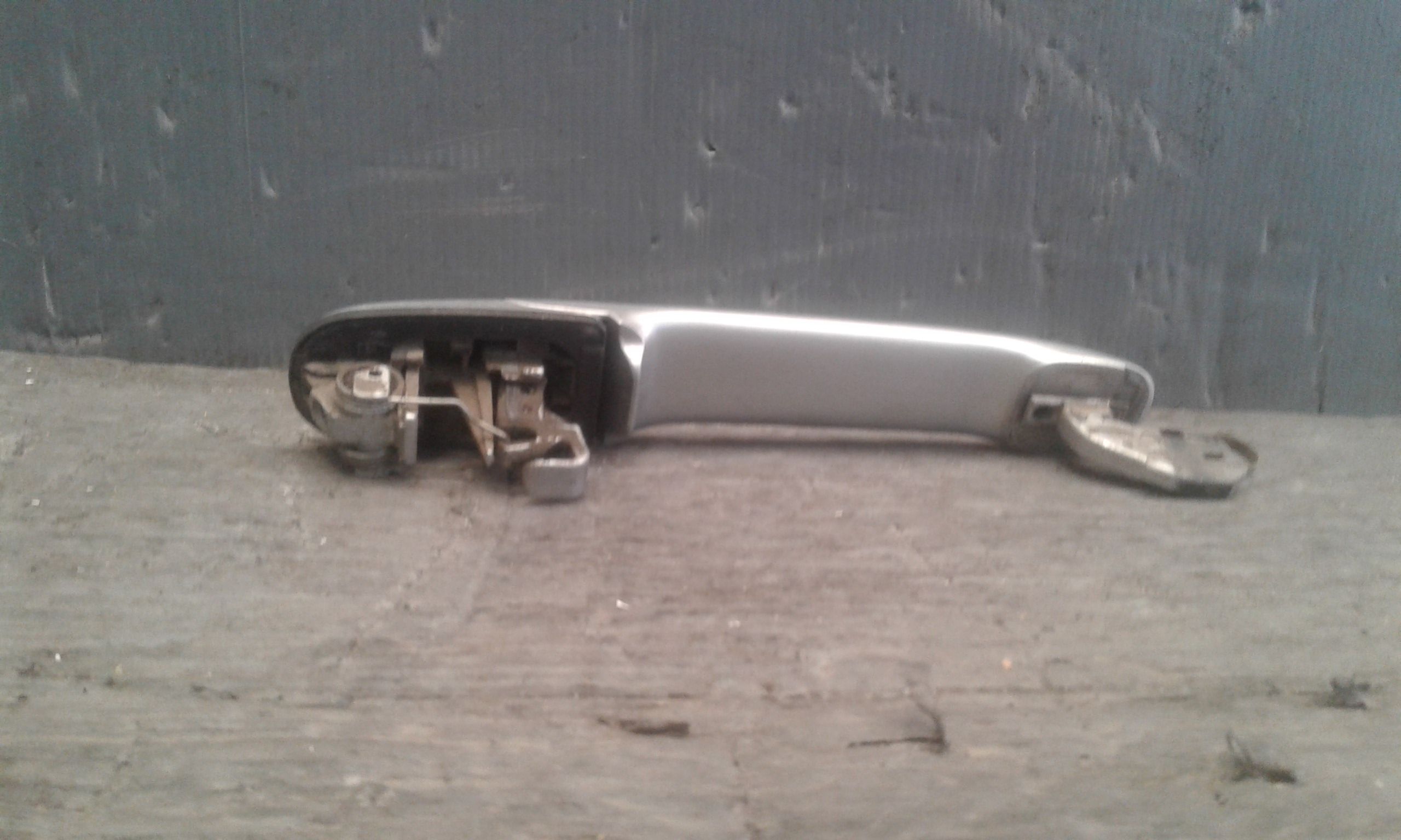 Maniglia esterna Posteriore Sinistra VOLKSWAGEN Polo 4 Serie