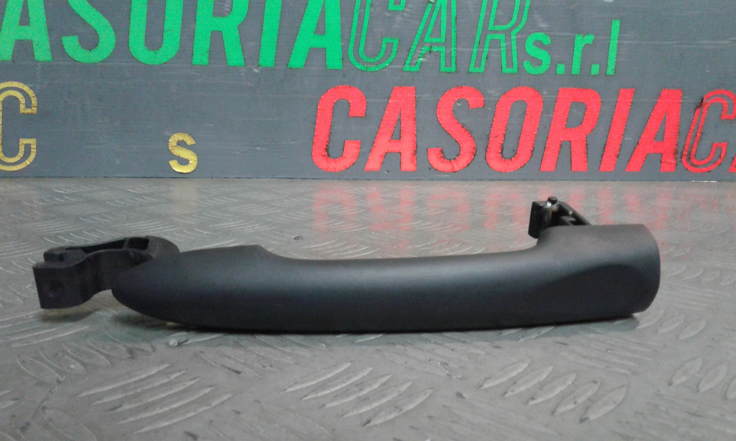 Maniglia esterna Posteriore Sinistra RENAULT Captur Serie