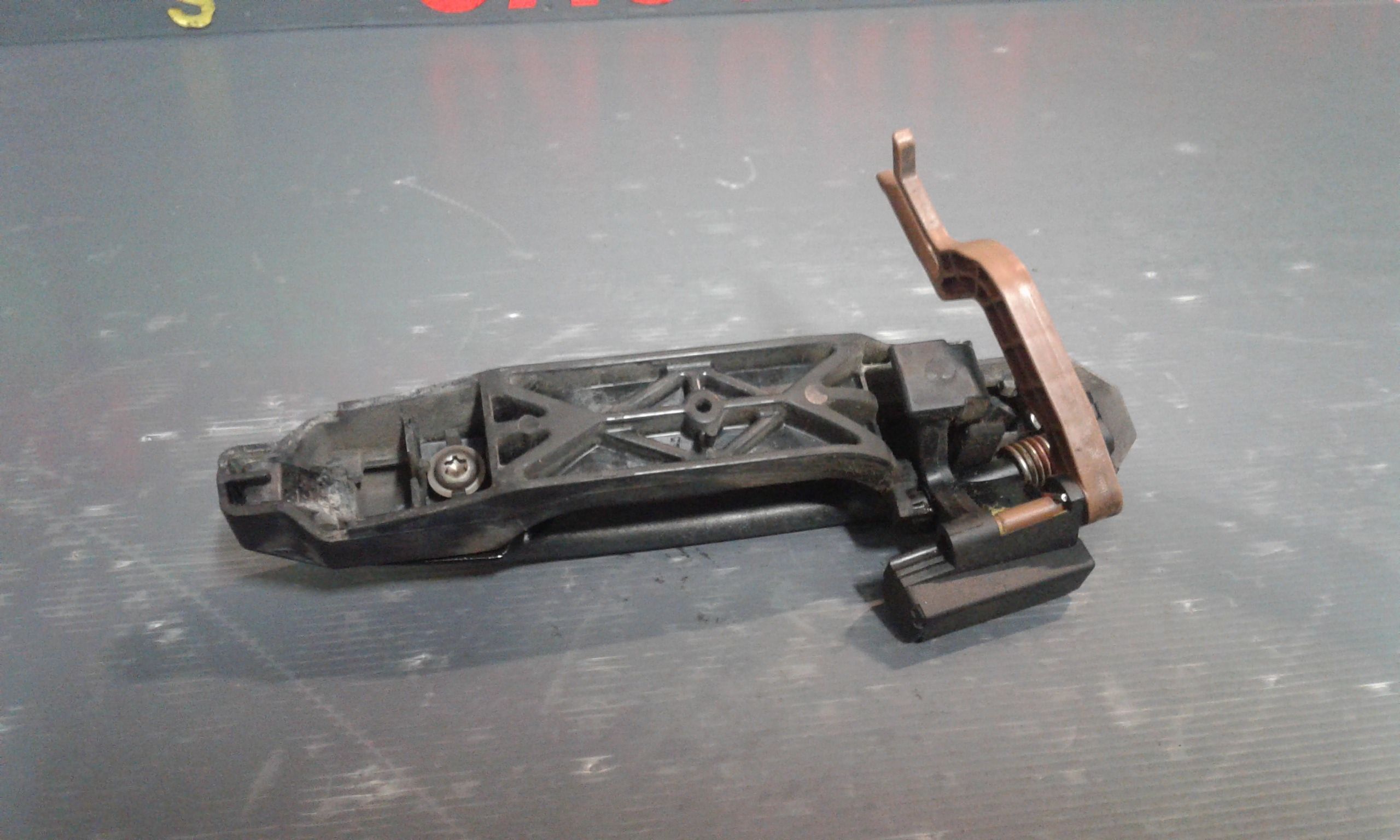 Maniglia esterna Posteriore Sinistra DAIHATSU Sirion 2 Serie