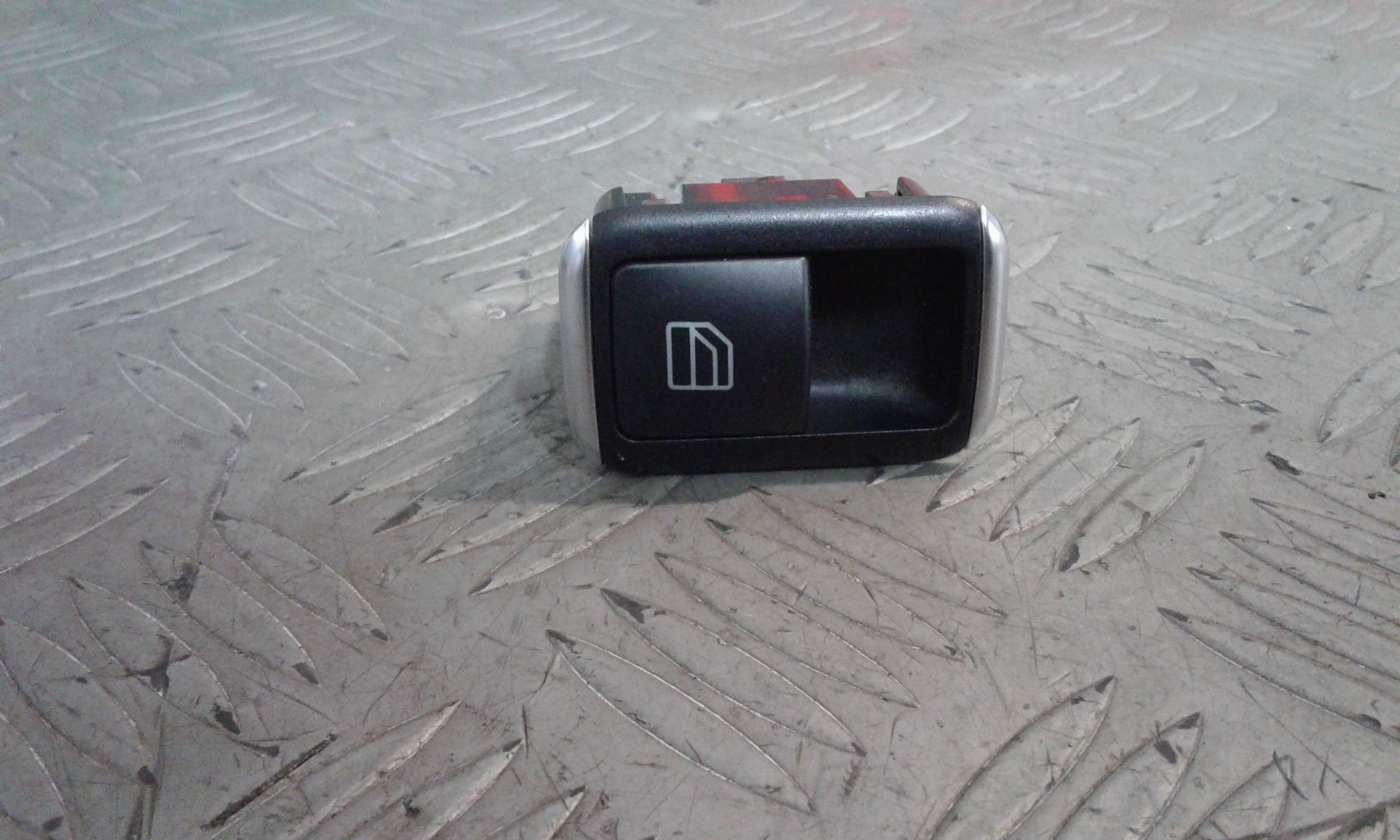 Pulsantiera Posteriore Sinistra MERCEDES Classe A W176 5 Serie