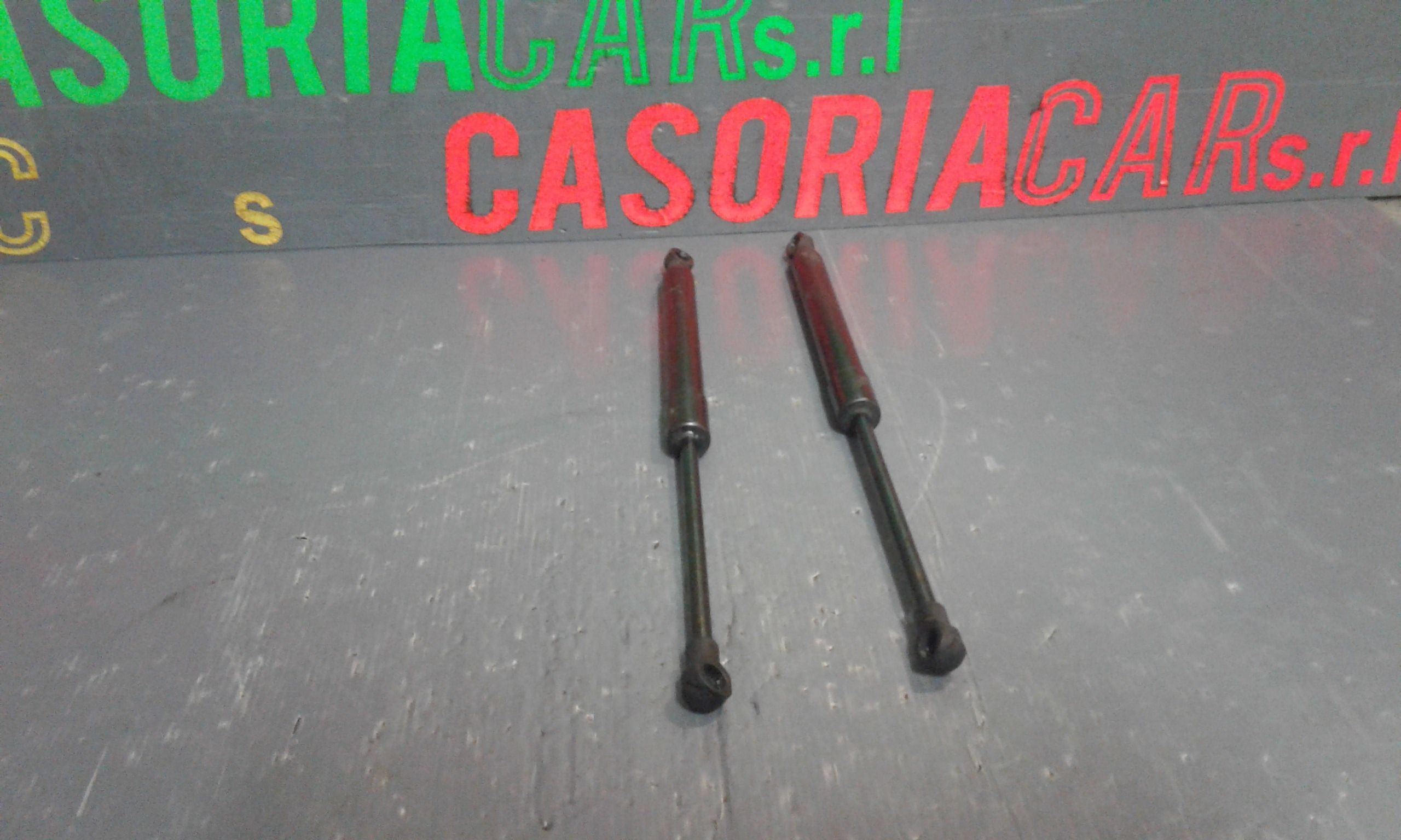 Pistoncini cofano ant FIAT 500 L 1  Serie