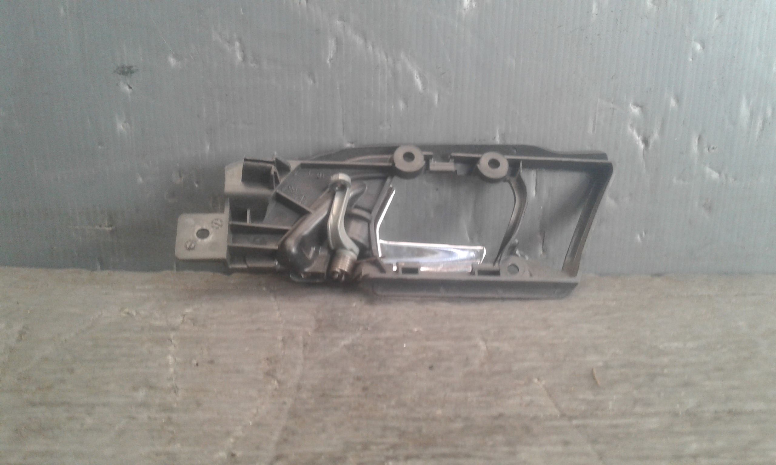 Maniglia interna Posteriore Destra VOLKSWAGEN Polo 4 Serie