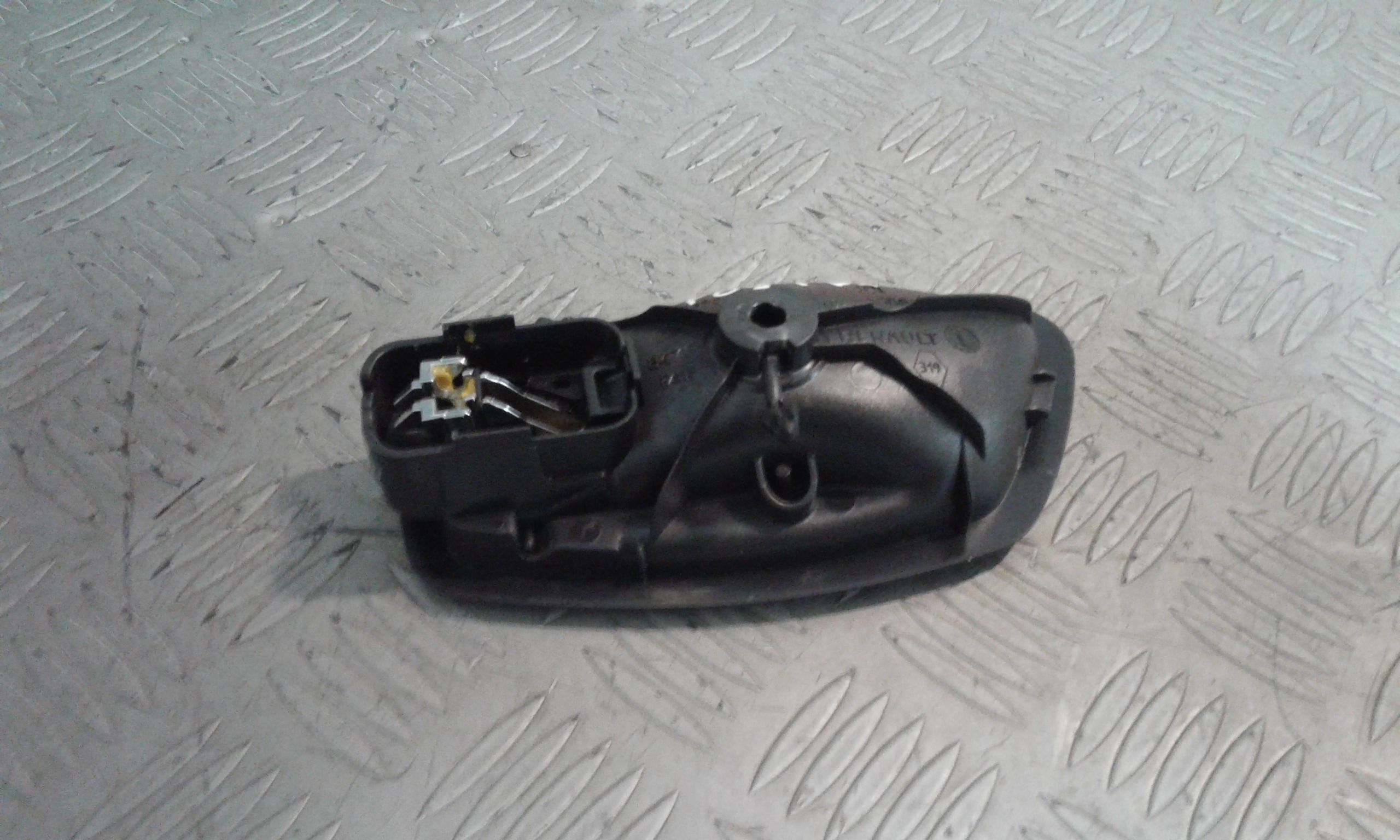 Maniglia interna Posteriore Destra RENAULT Captur Serie