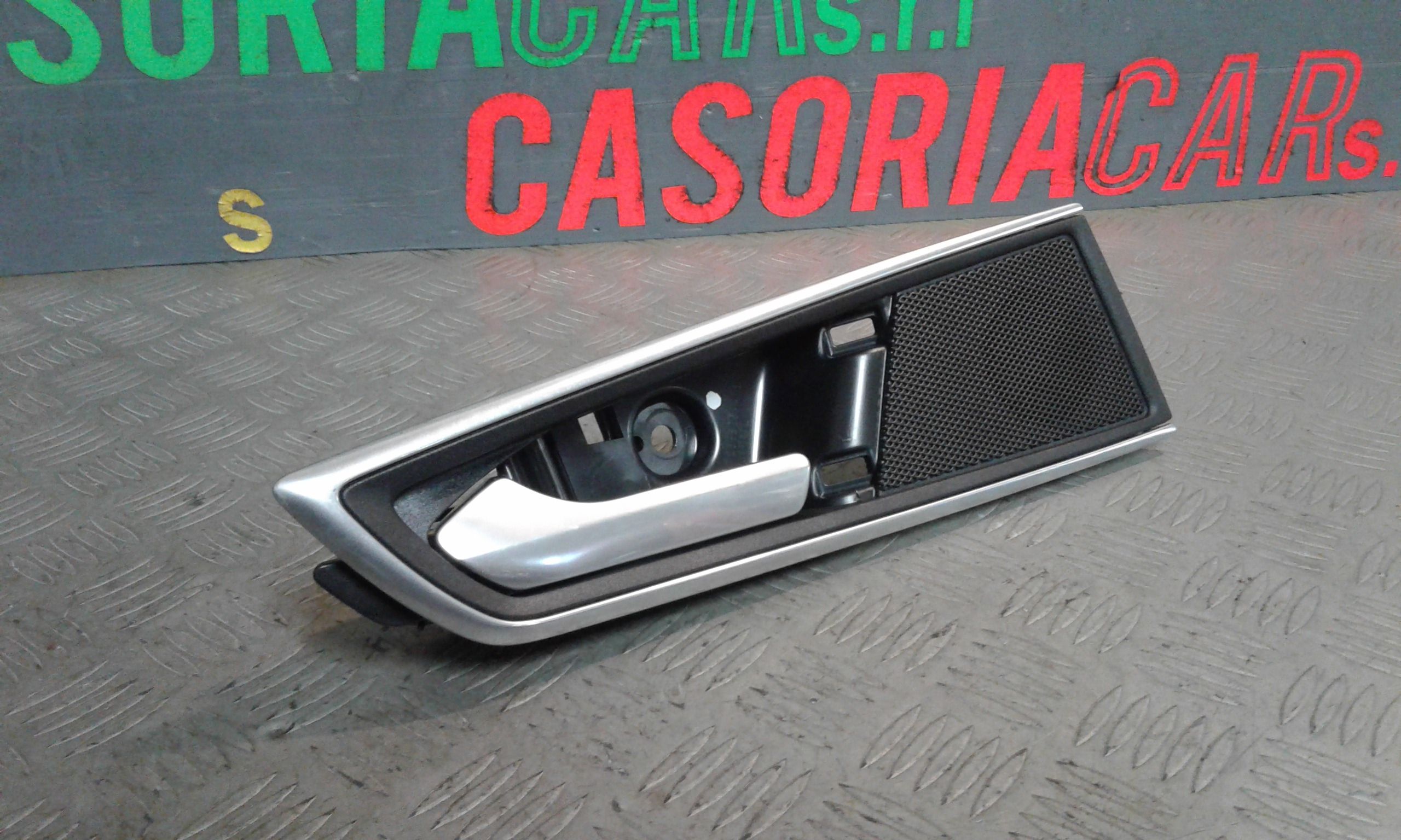 Maniglia interna Posteriore Sinistra FORD EDGE Serie