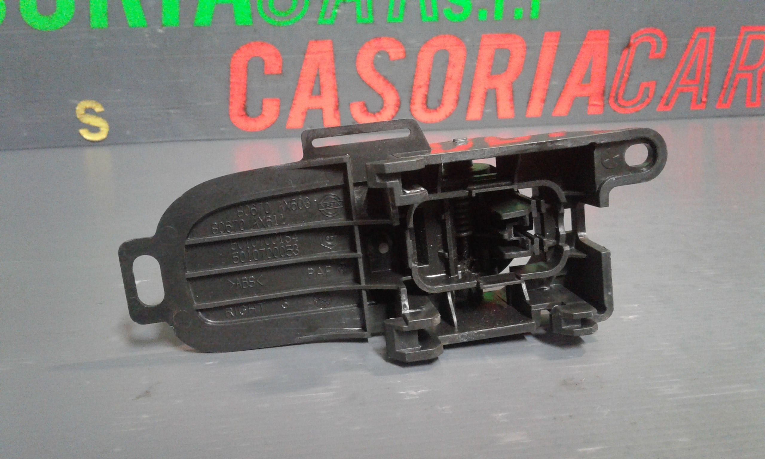 Maniglia interna Anteriore Destra NISSAN Micra 4 Serie