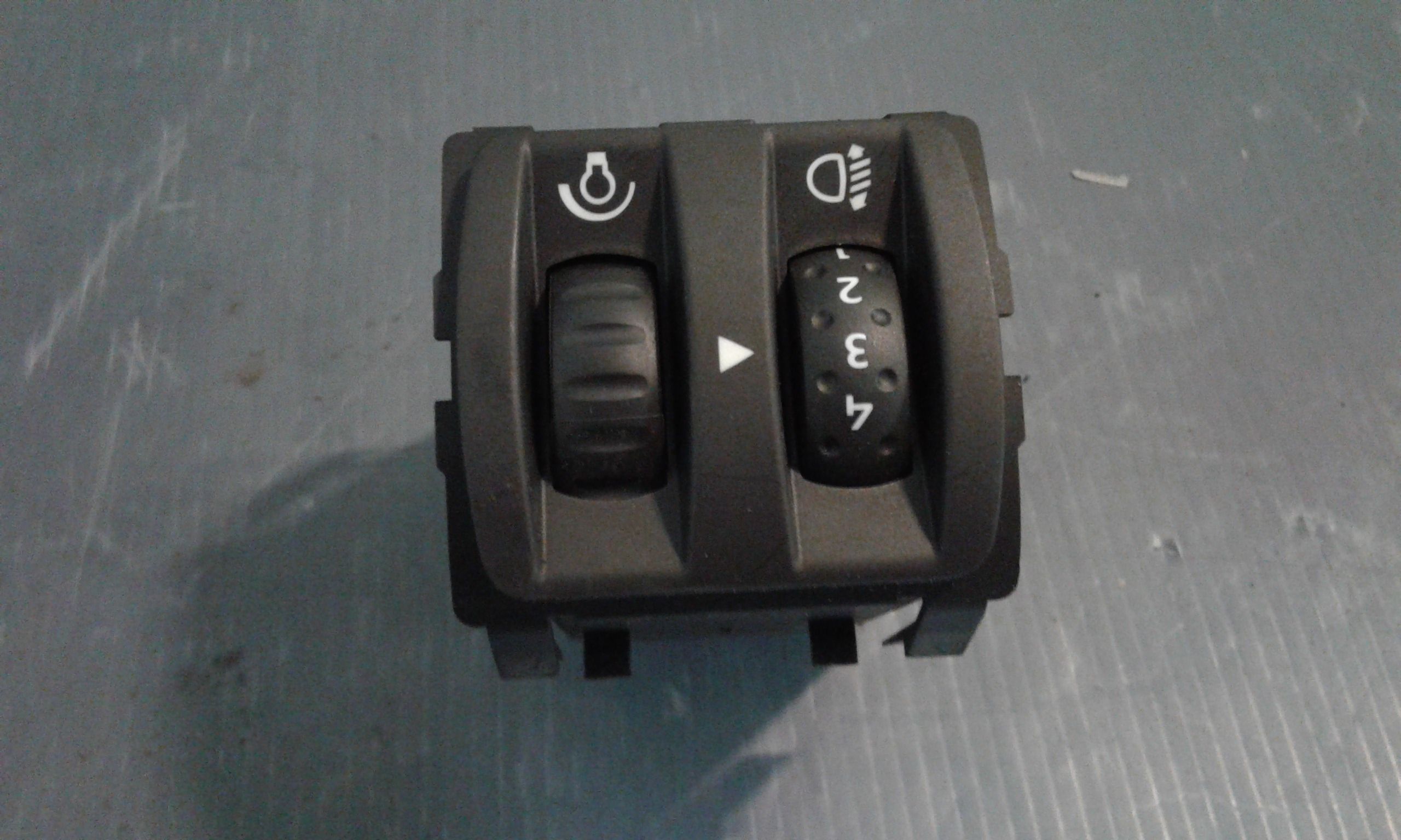 Regolatore Fari RENAULT Captur Serie