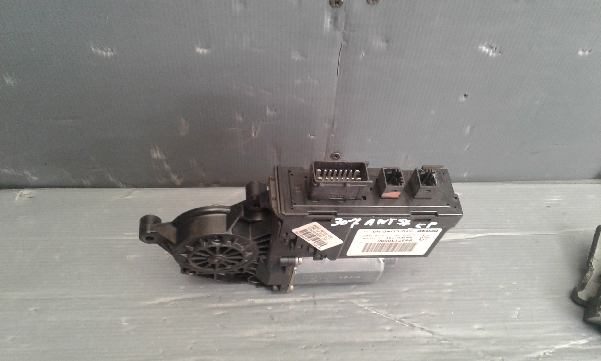 Motorino Alzavetro anteriore Sinistro PEUGEOT 307 Berlina