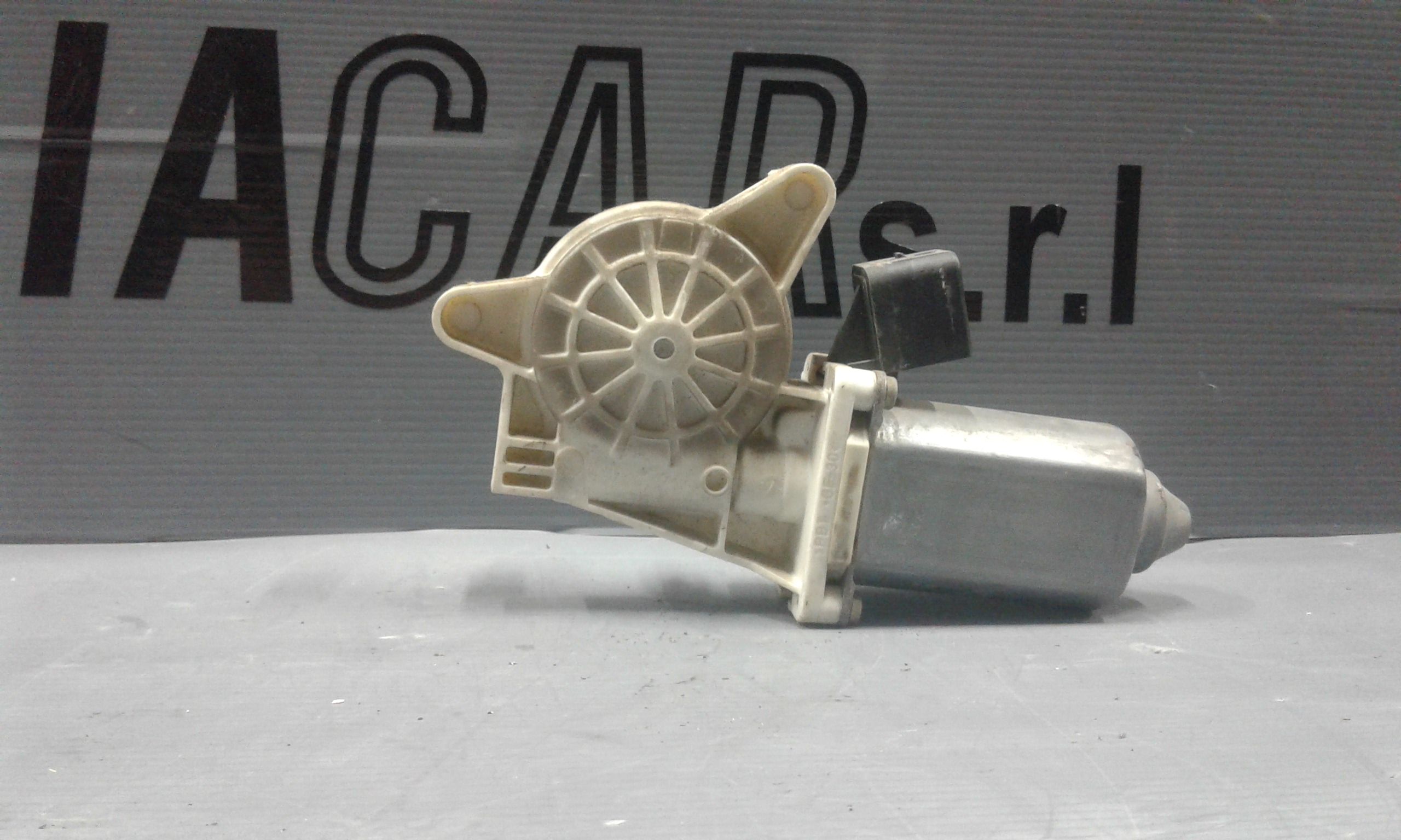 Motorino Alzavetro anteriore Sinistro VOLKSWAGEN Passat Berlina 2 Serie