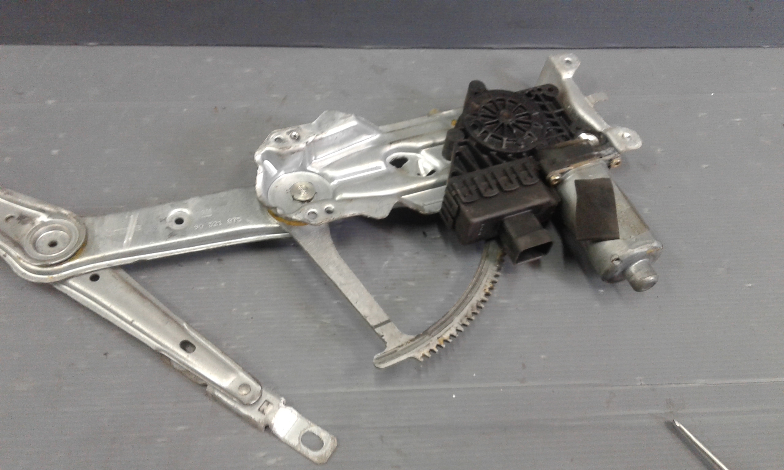 Cremagliera anteriore sinistra Guida OPEL Astra G Berlina