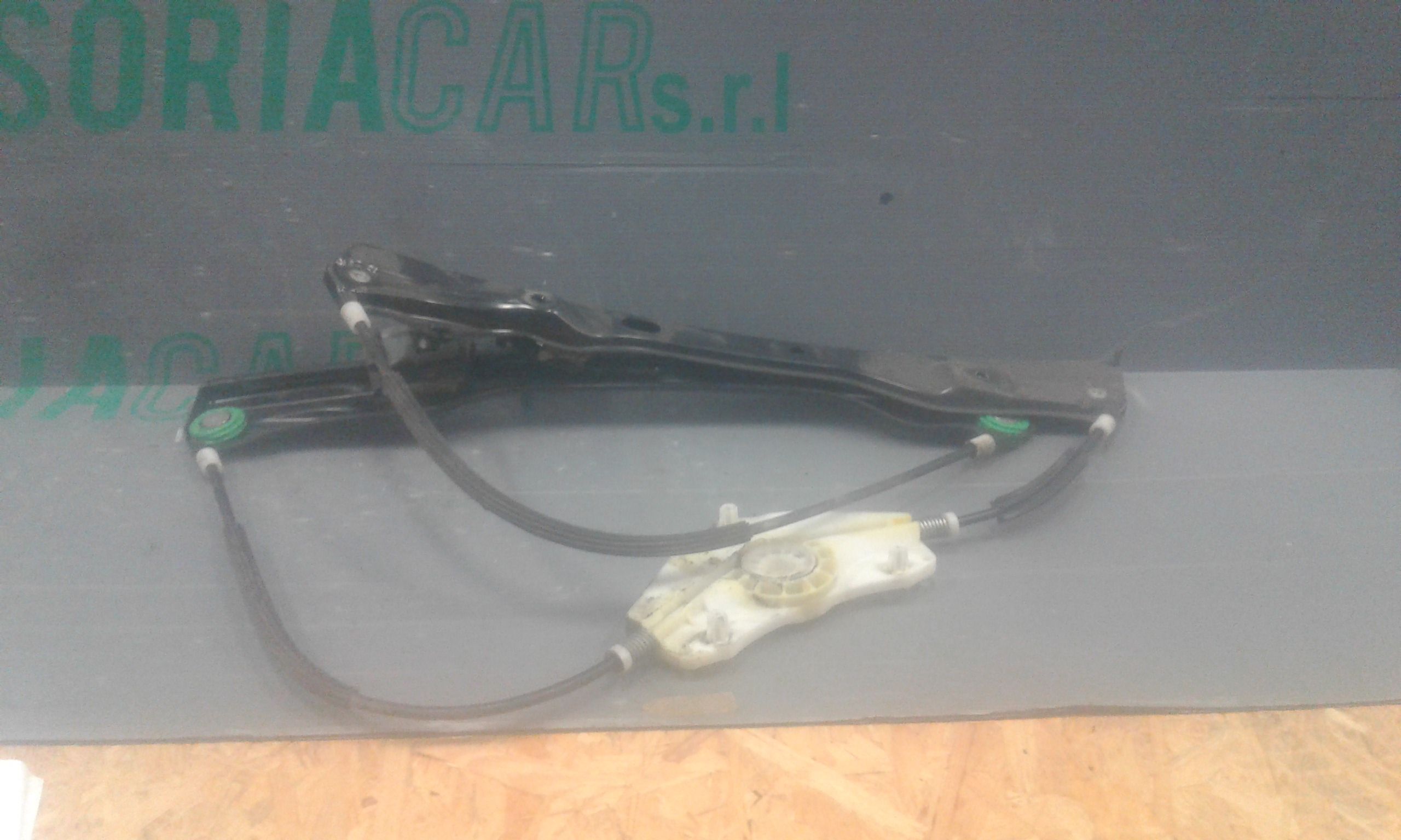 Cremagliera anteriore sinistra Guida VOLKSWAGEN Passat Variant 4 Serie