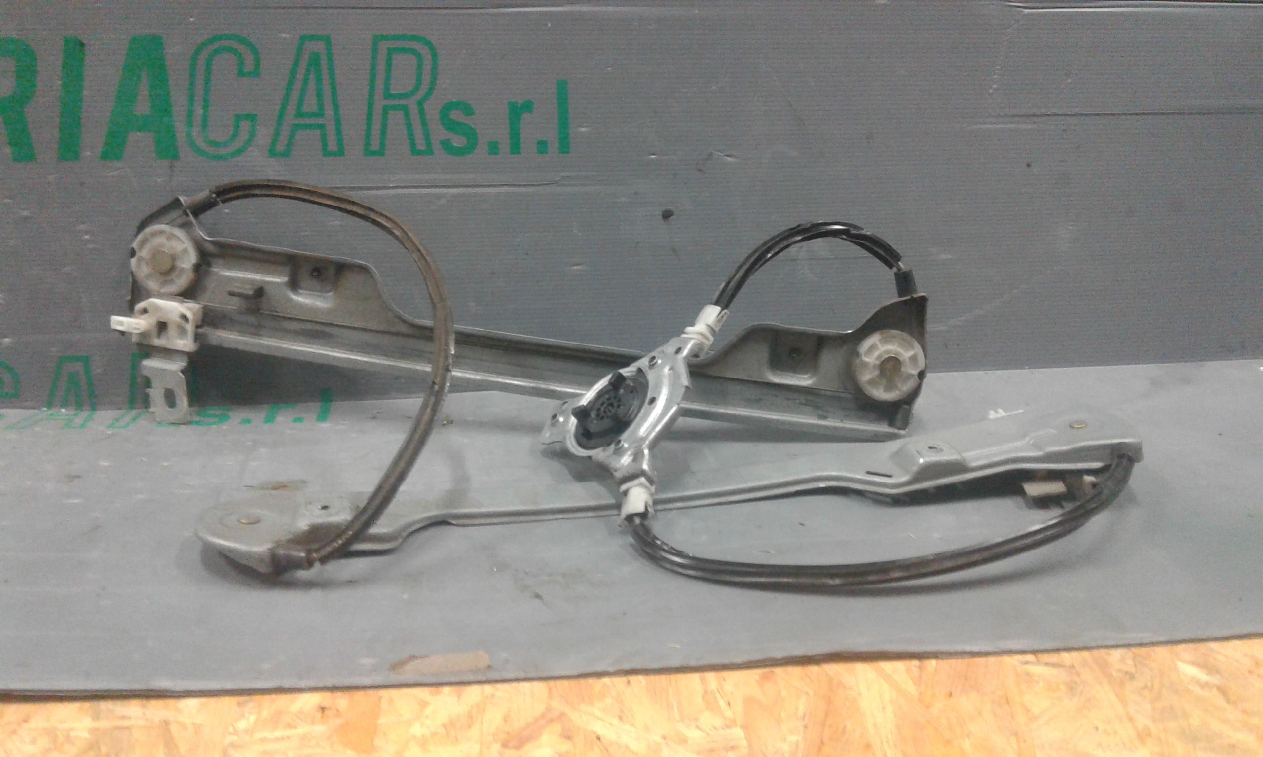 Cremagliera anteriore sinistra Guida NISSAN Primera Berlina 3 Serie