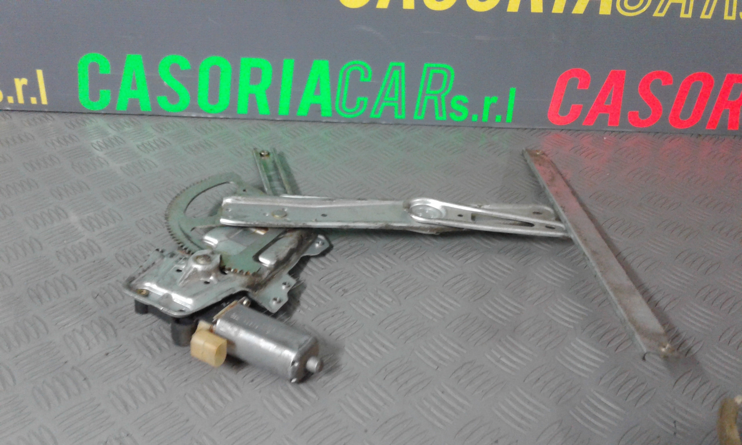 Cremagliera anteriore destra passeggero TOYOTA Yaris 2 Serie