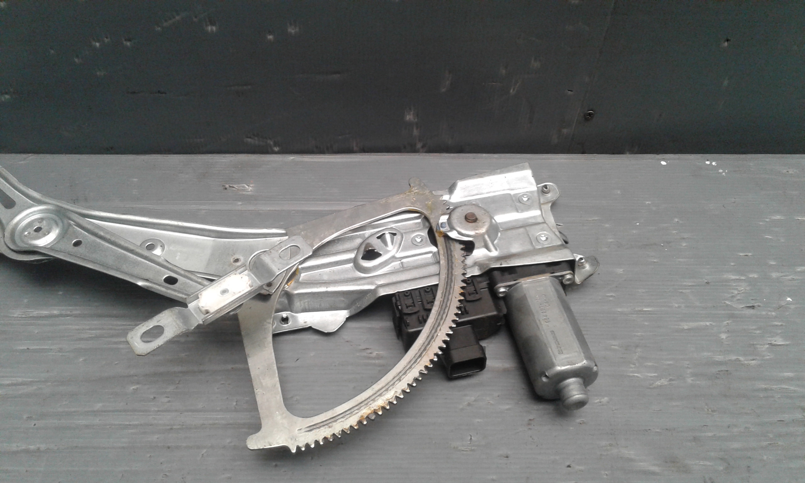 Cremagliera anteriore destra passeggero OPEL Astra H Berlina