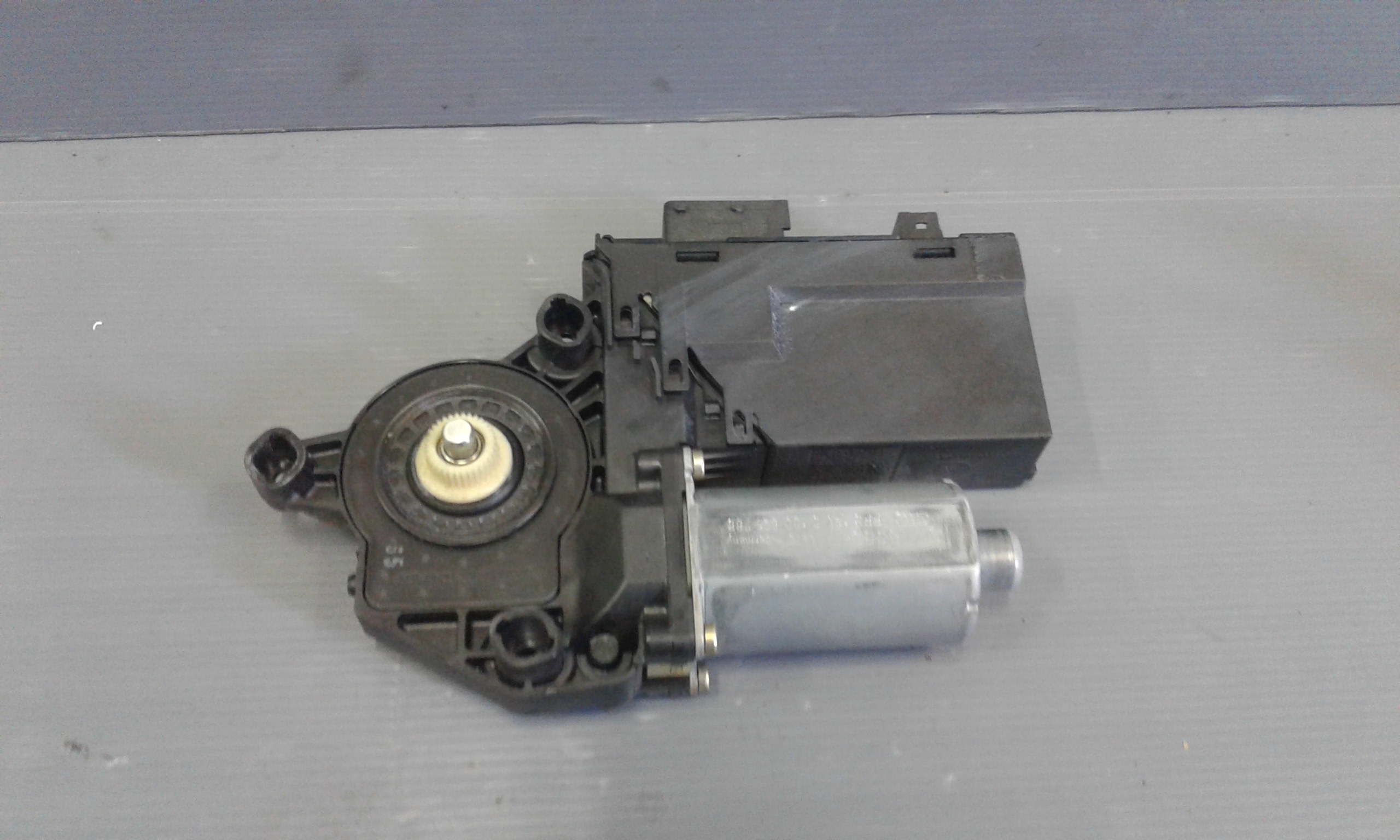 Motorino Alzavetro anteriore destra PEUGEOT 307 S. Wagon