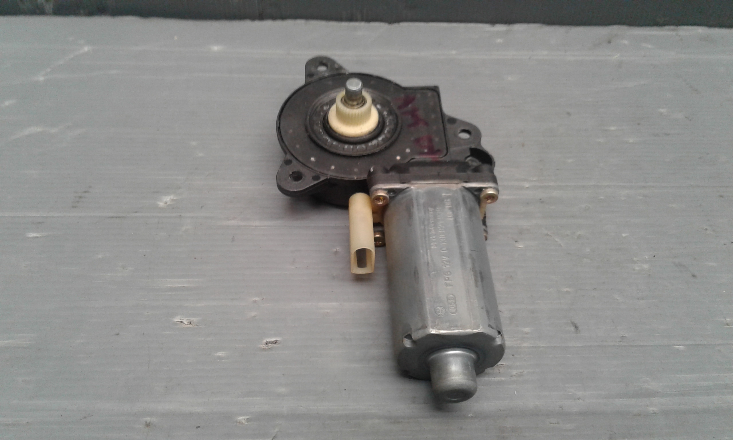 Motorino Alzavetro anteriore destra FORD Fiesta 4 Serie