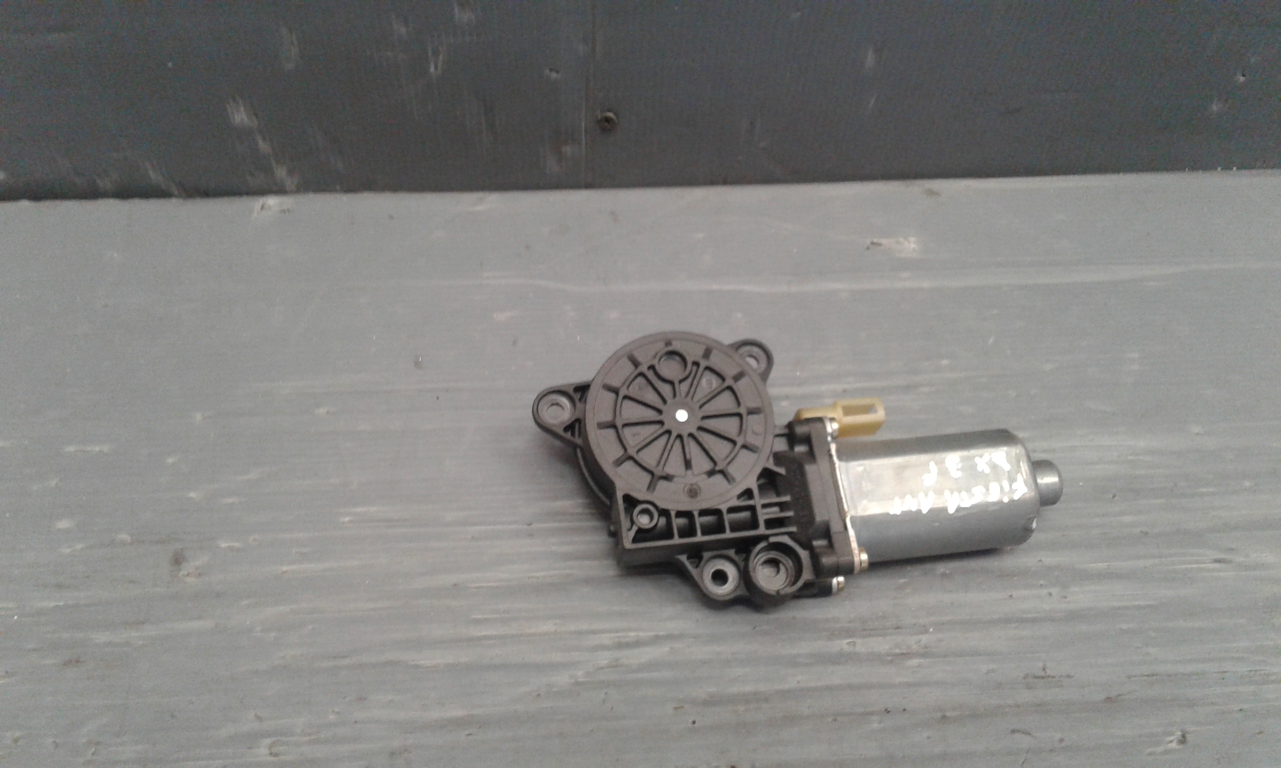 Motorino Alzavetro anteriore destra FORD Fiesta 3 Serie