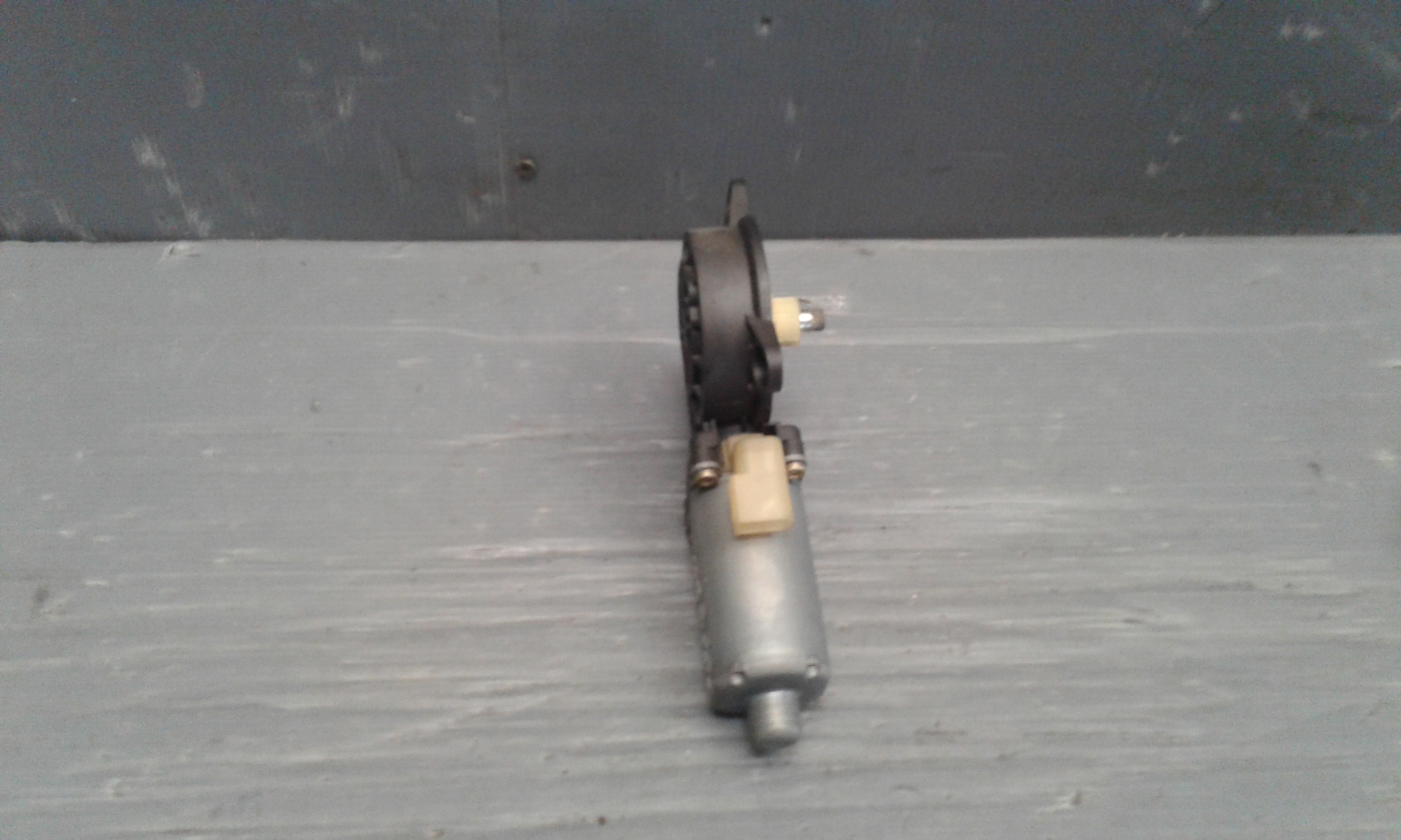 Motorino Alzavetro anteriore destra FORD Fiesta 3 Serie