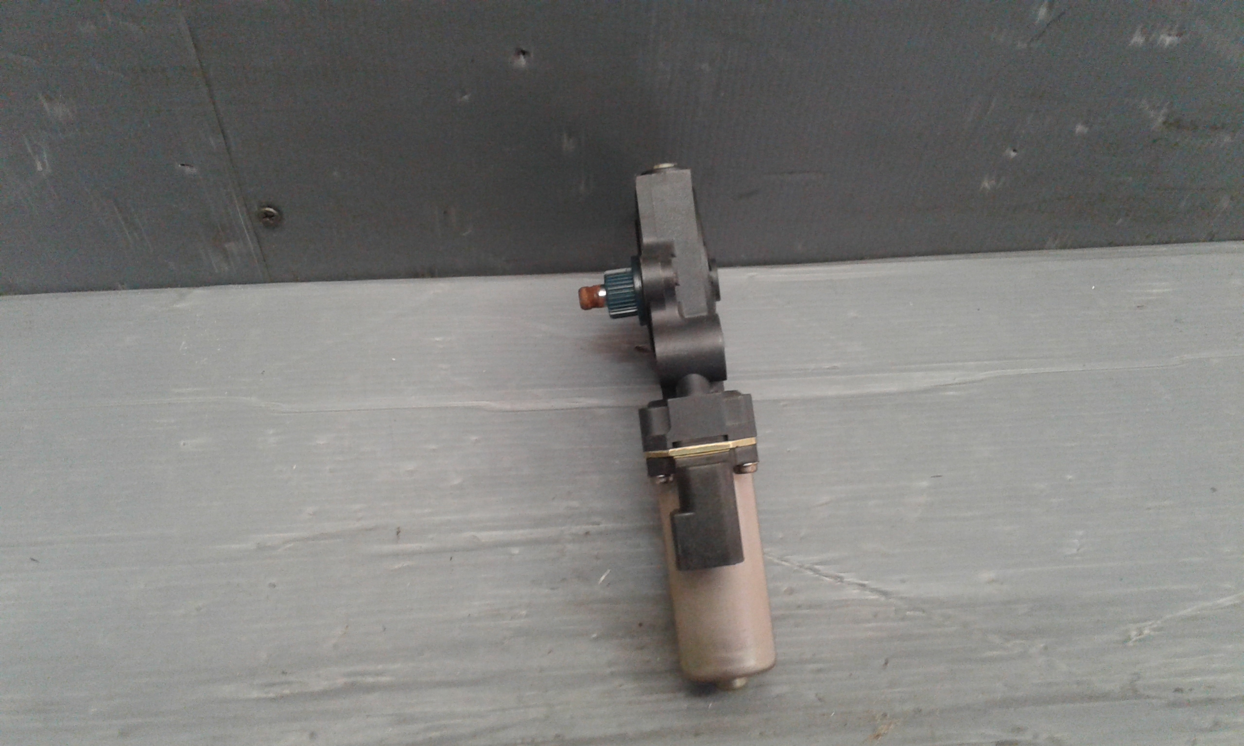 Motorino Alzavetro anteriore destra FORD Fiesta 4 Serie