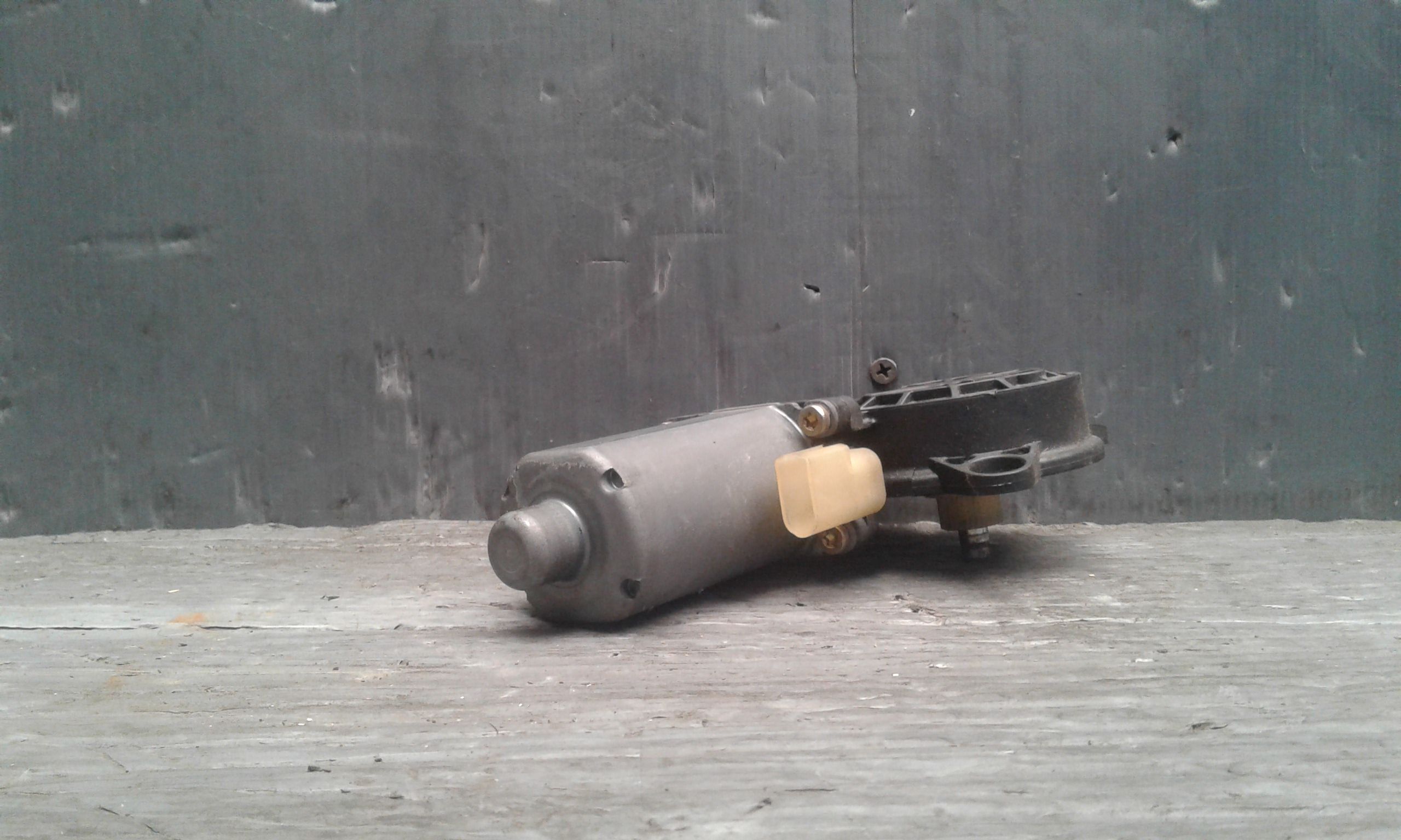 Motorino Alzavetro anteriore destra FORD Fiesta 4 Serie