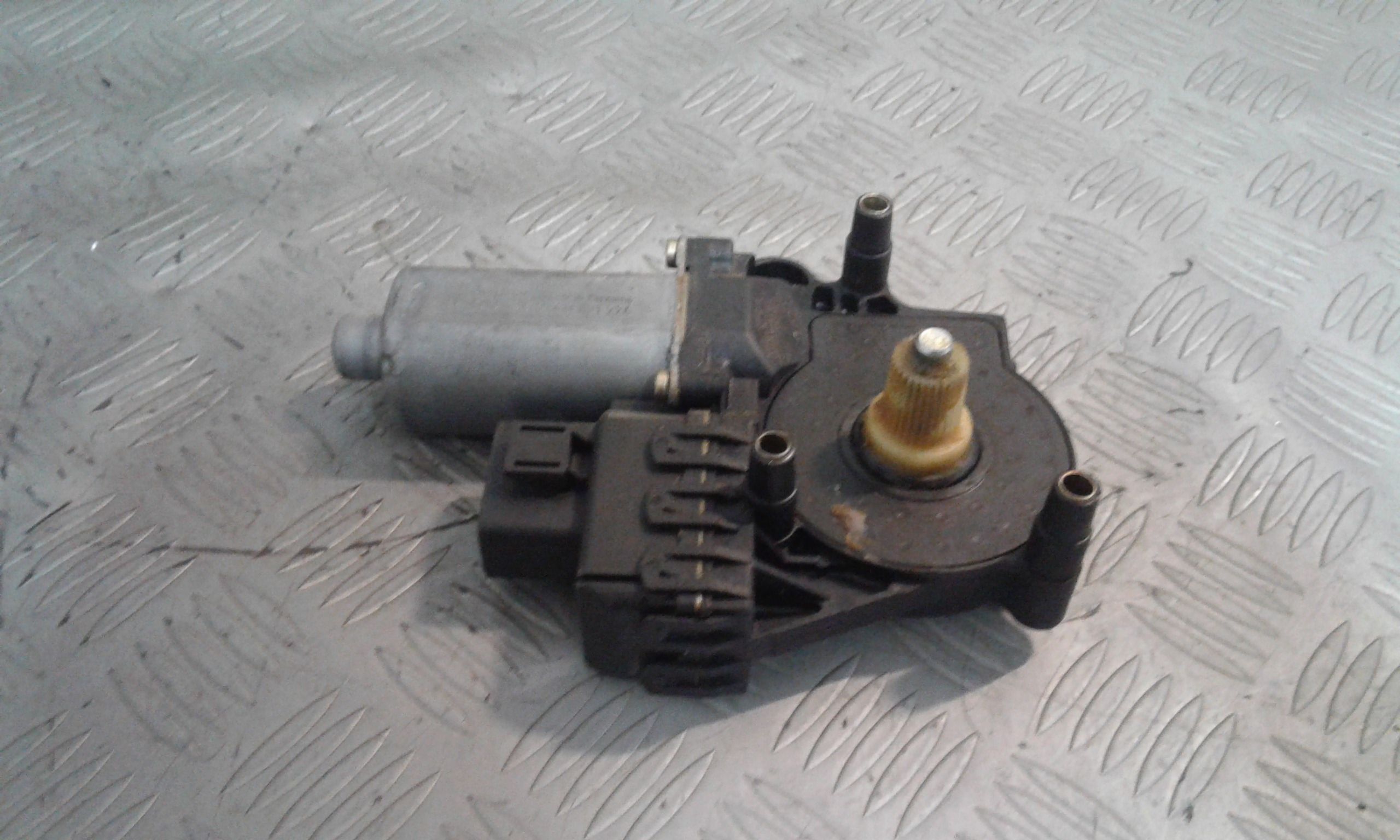 Motorino Alzavetro anteriore destra AUDI A6 Allroad 1 Serie