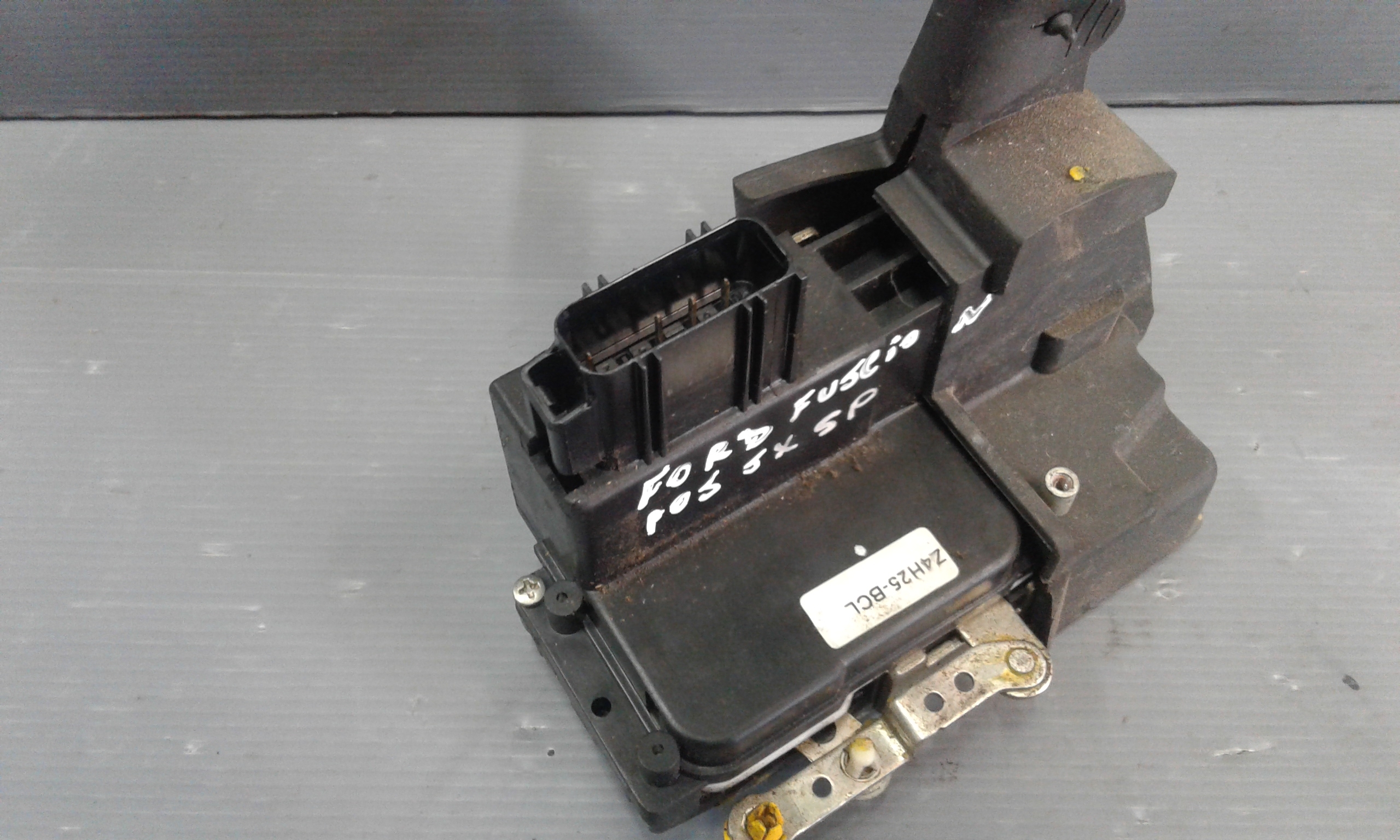 Serratura Posteriore Sinistra FORD Fusion 1 Serie