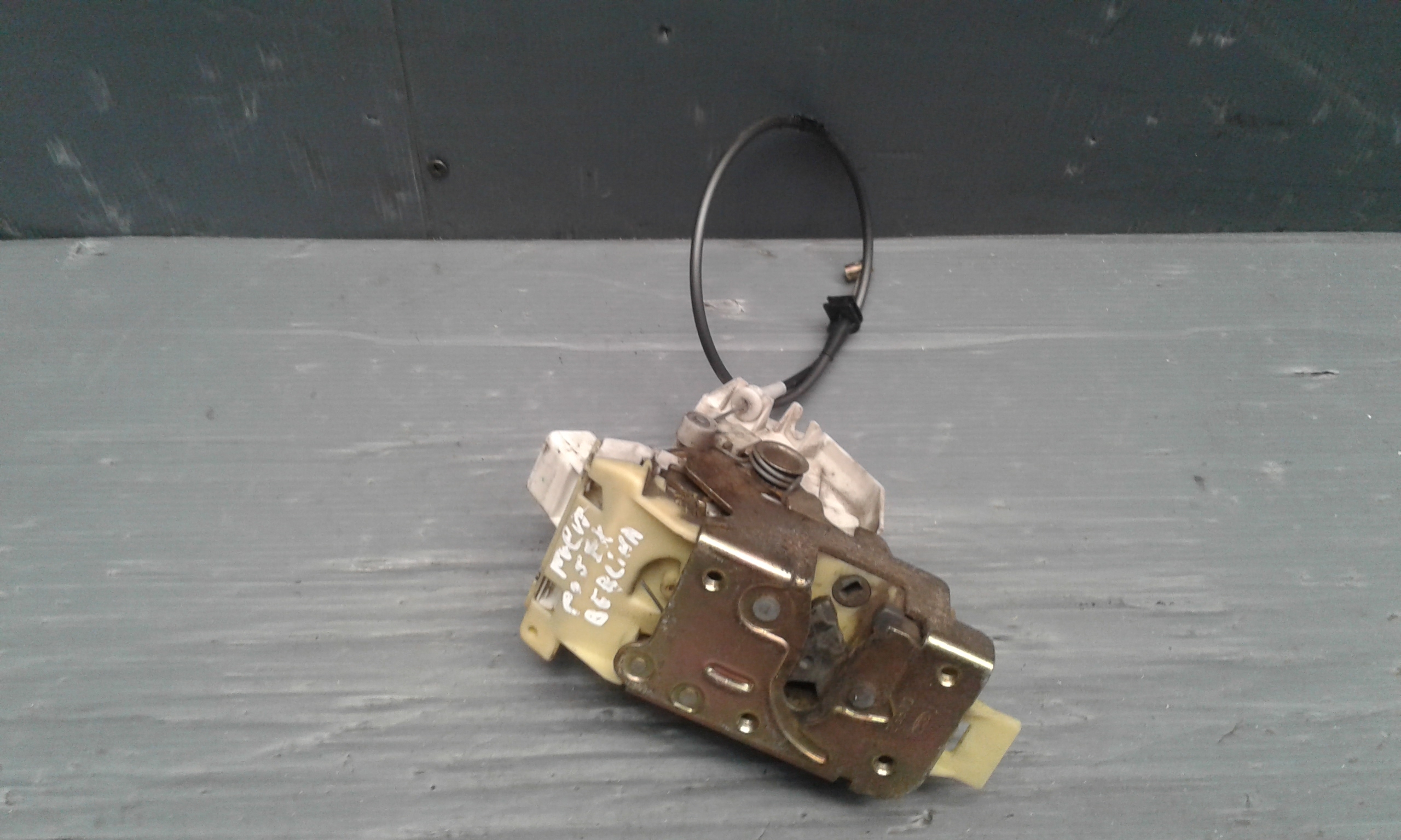 Serratura Posteriore Sinistra FORD Focus Berlina 1 Serie