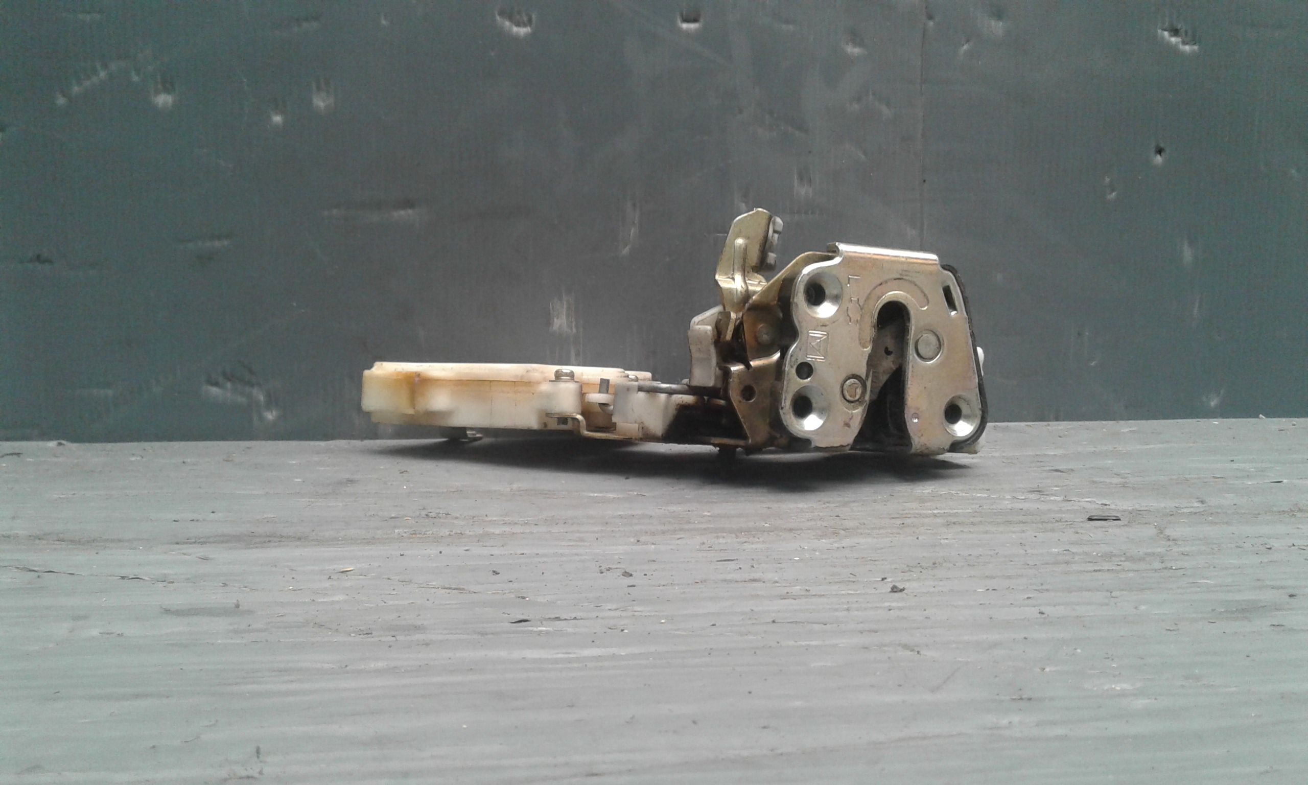 Serratura Posteriore Sinistra NISSAN Almera 2 Serie