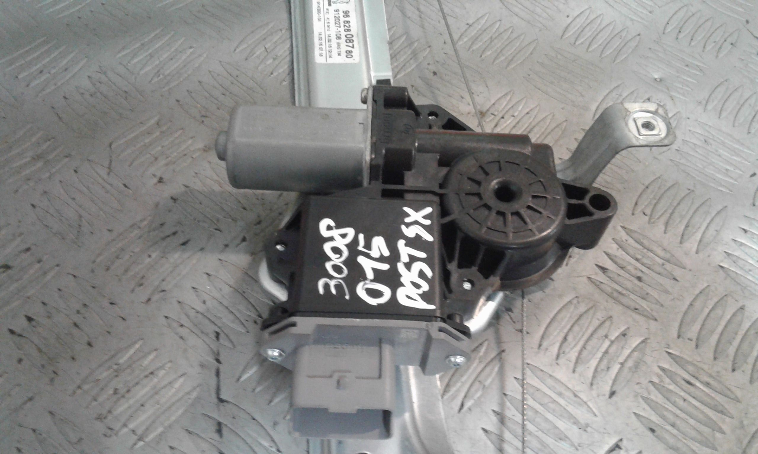 Cremagliera posteriore sinistro guida PEUGEOT 3008 1 Serie