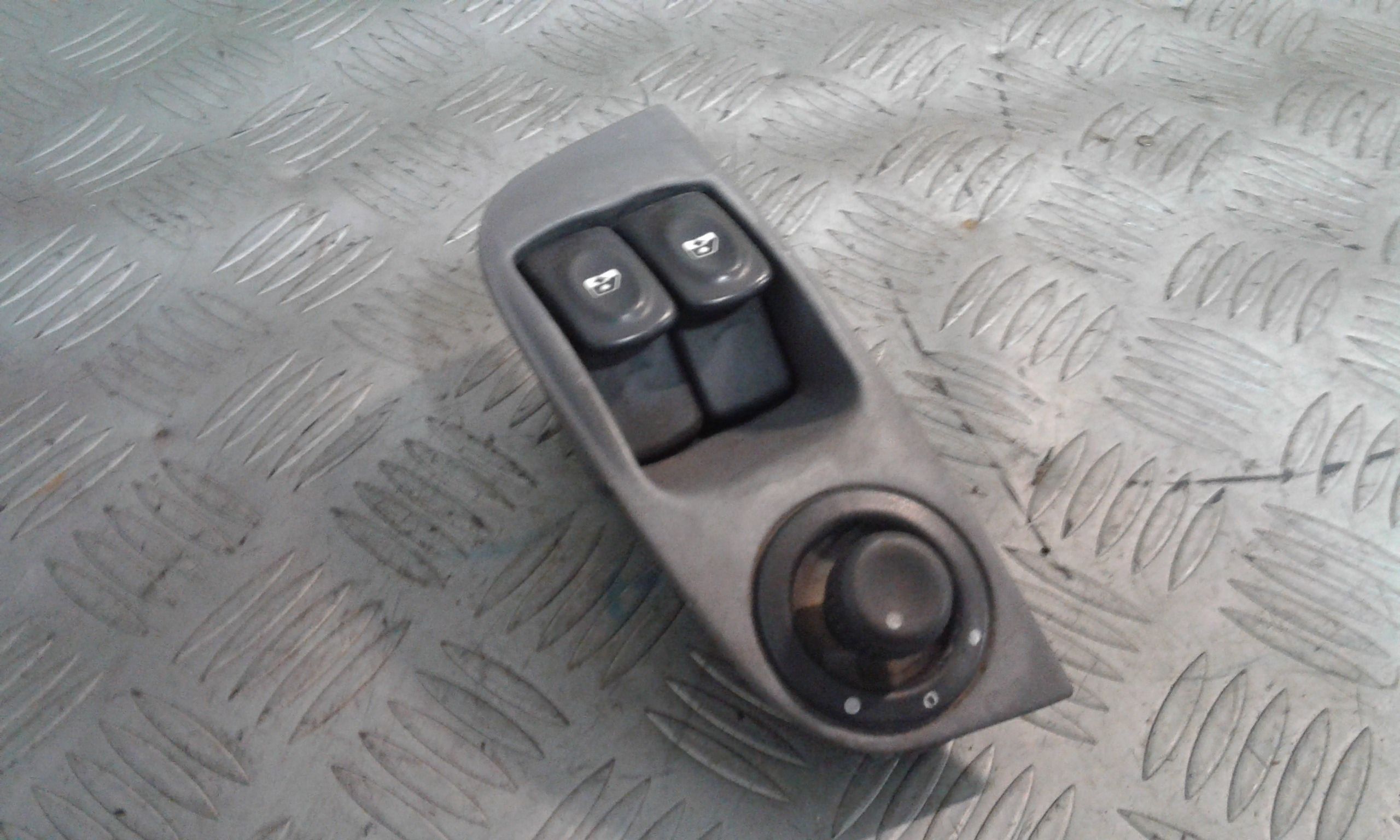 Pulsantiera Anteriore Sinistra Guida RENAULT Megane l 2 Serie