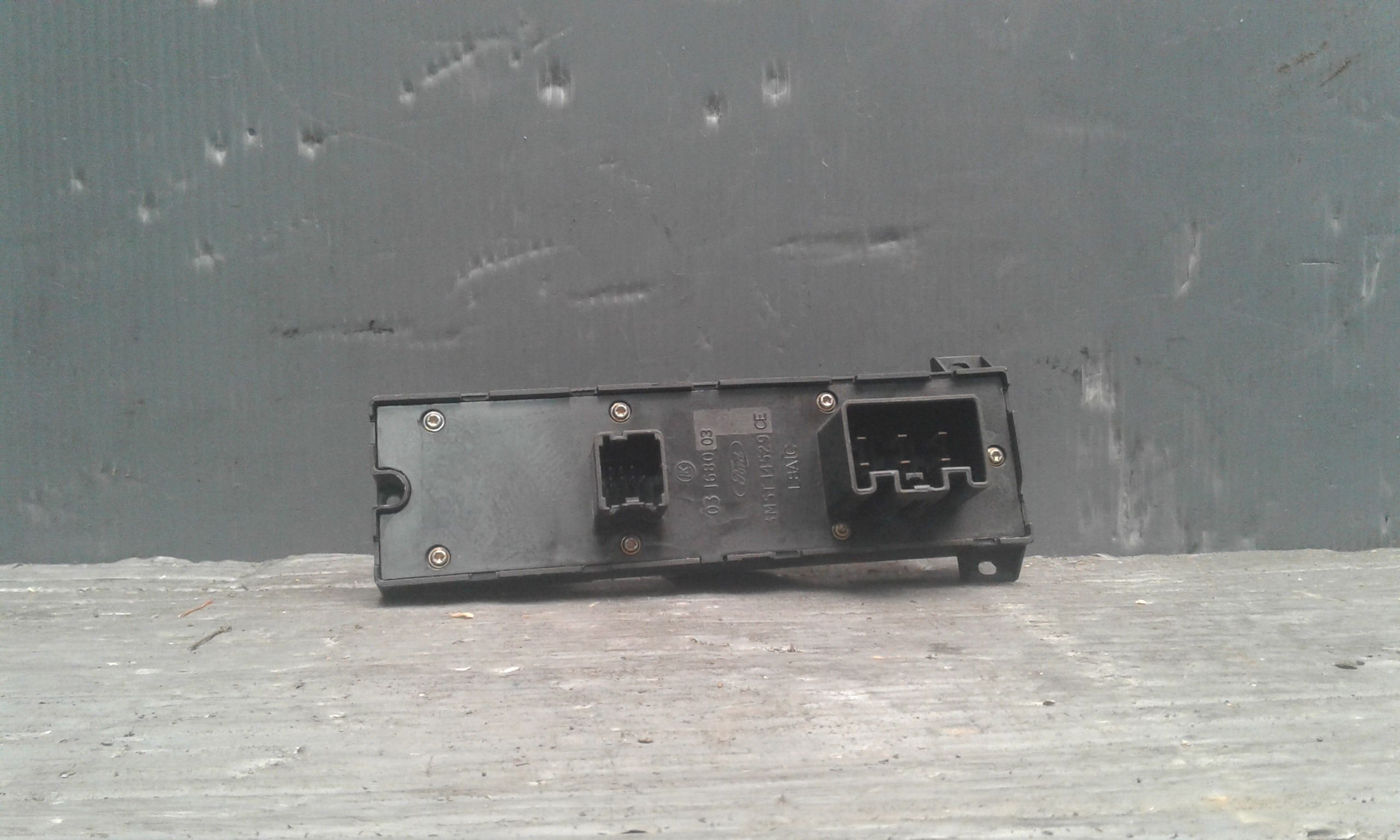 Pulsantiera Anteriore Sinistra Guida FORD Focus S. Wagon 3 Serie