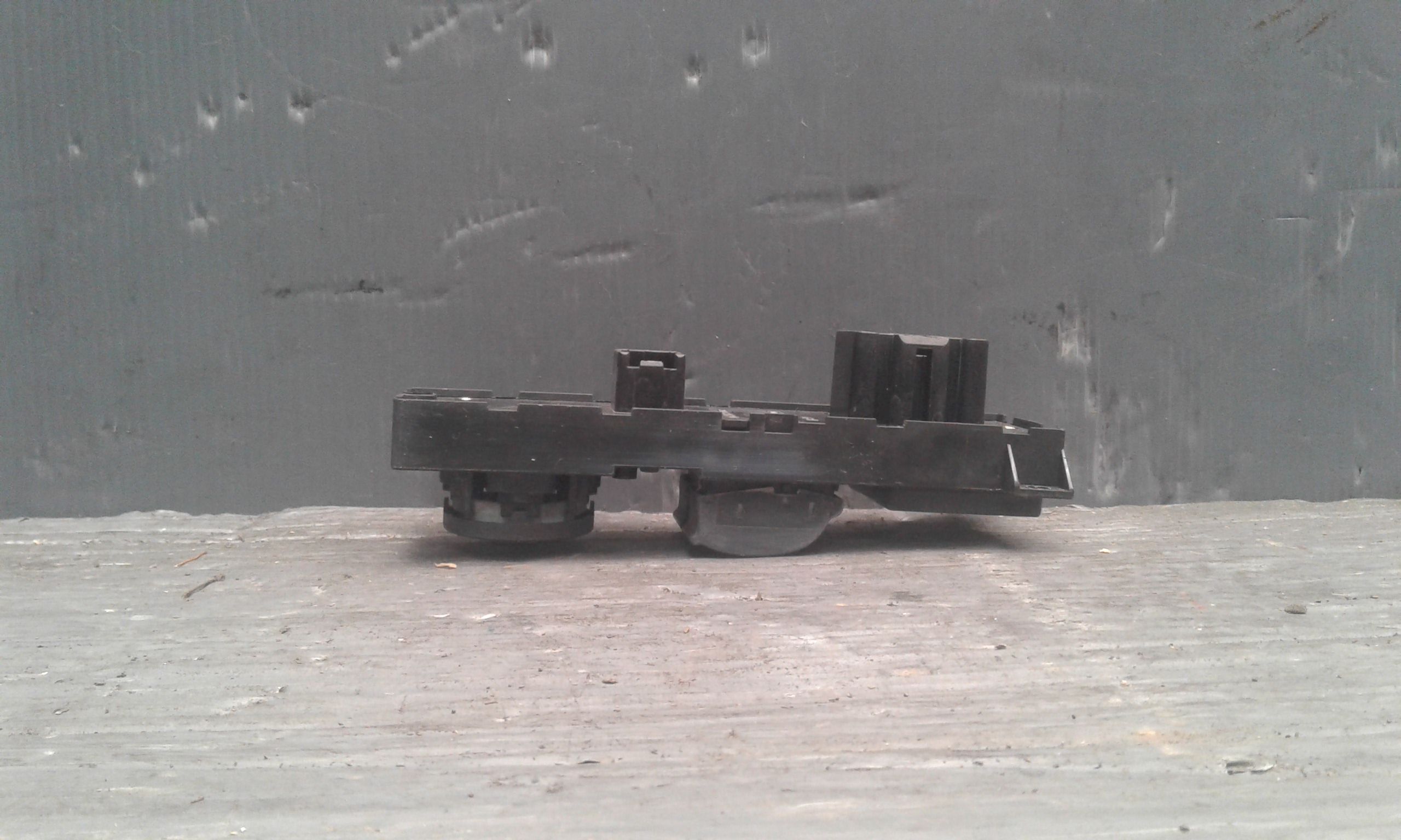 Pulsantiera Anteriore Sinistra Guida FORD Focus S. Wagon 3 Serie