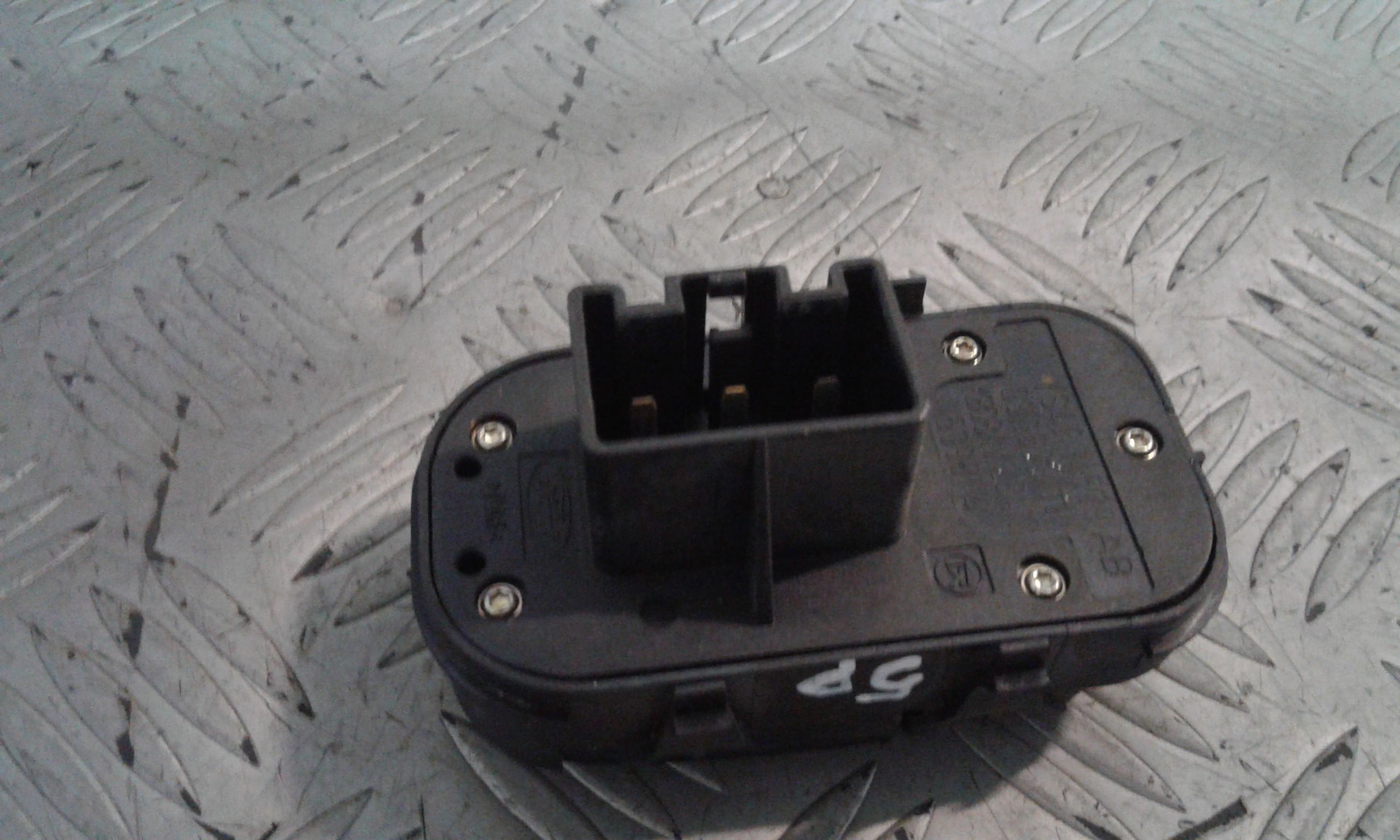 Pulsantiera Anteriore Sinistra Guida FORD Focus Berlina 2 Serie