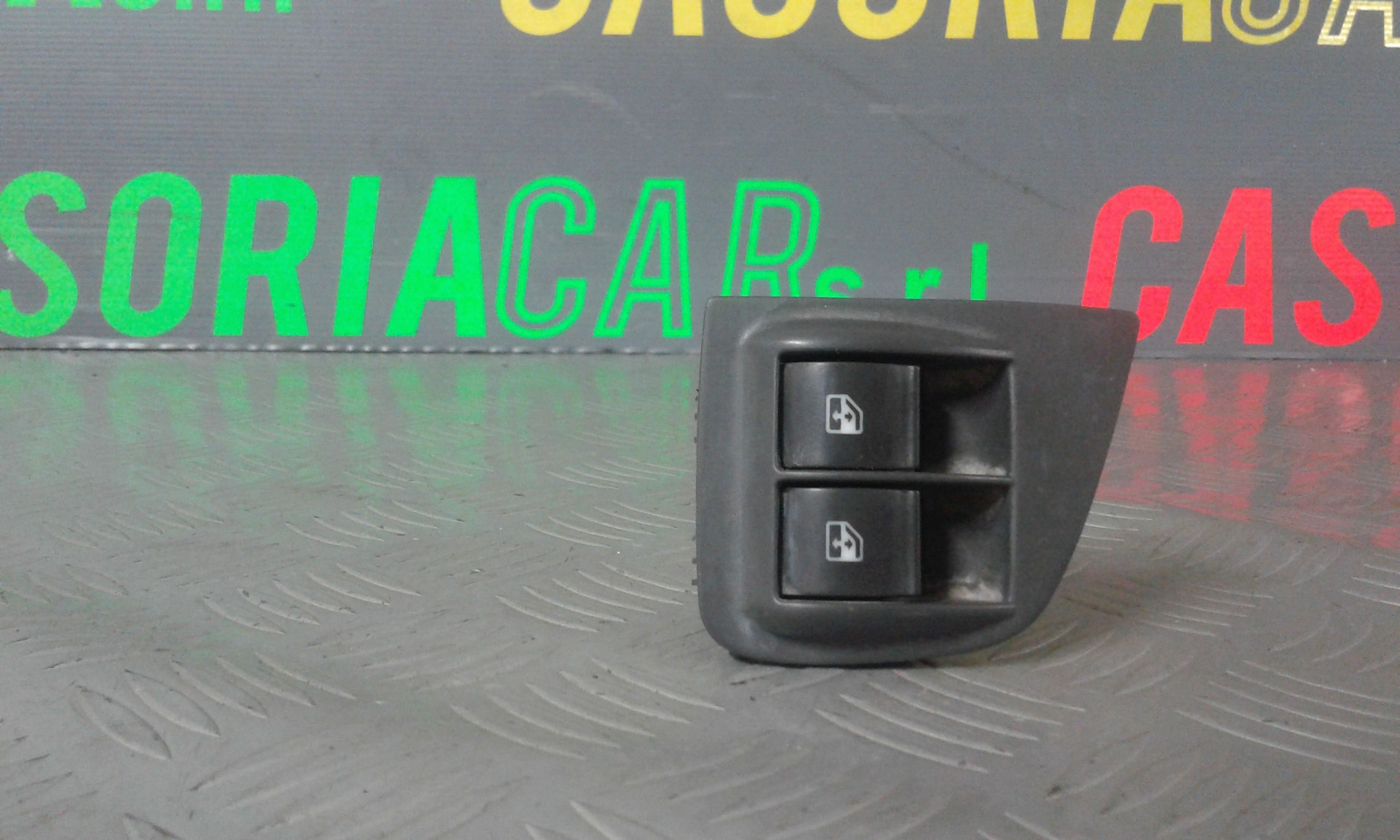 Pulsantiera Anteriore Sinistra Guida FIAT Dobl 2 Serie