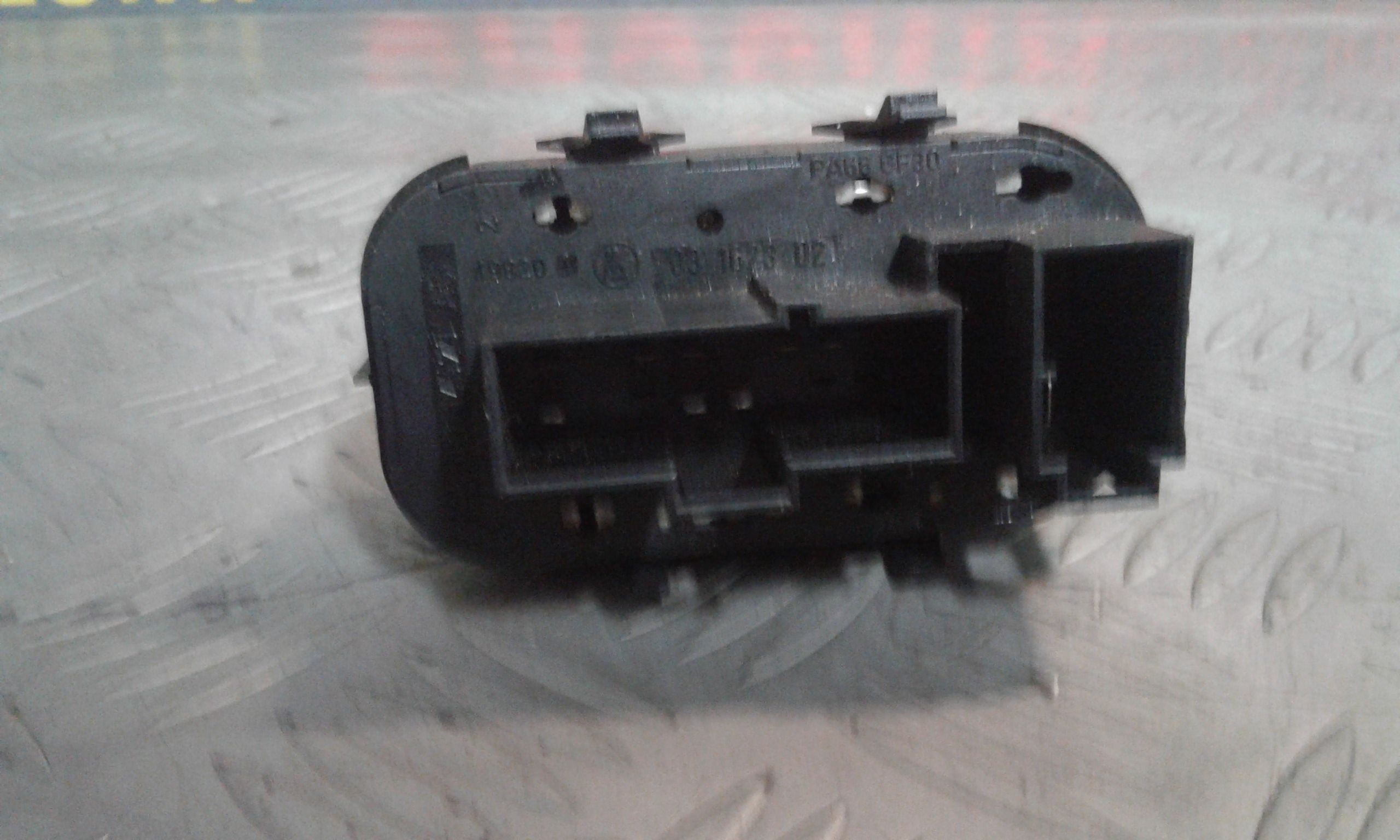 Pulsantiera Anteriore Sinistra Guida FORD Focus Berlina 1 Serie