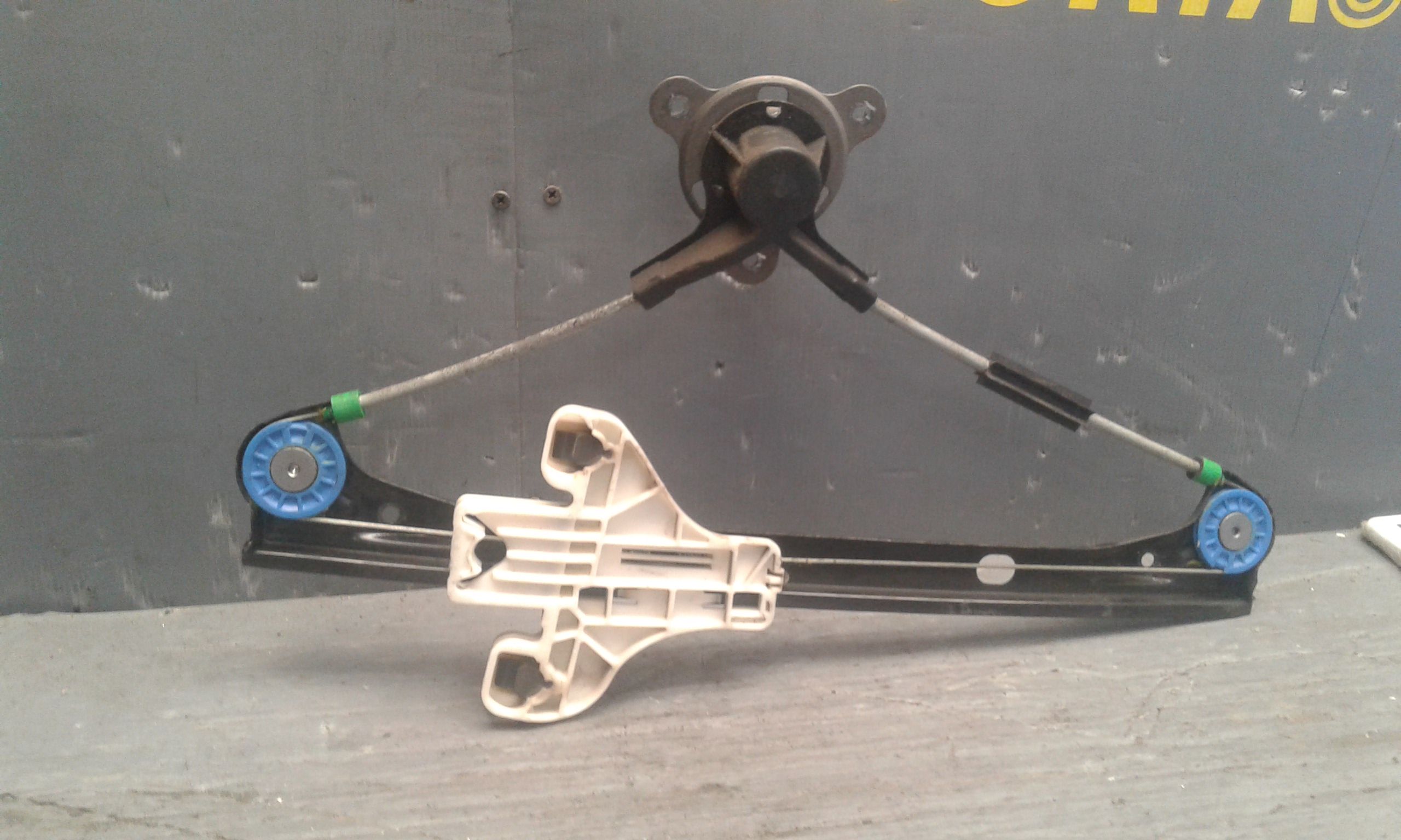 Cremagliera posteriore destra passeggero VOLKSWAGEN Polo Restyling 4 Serie