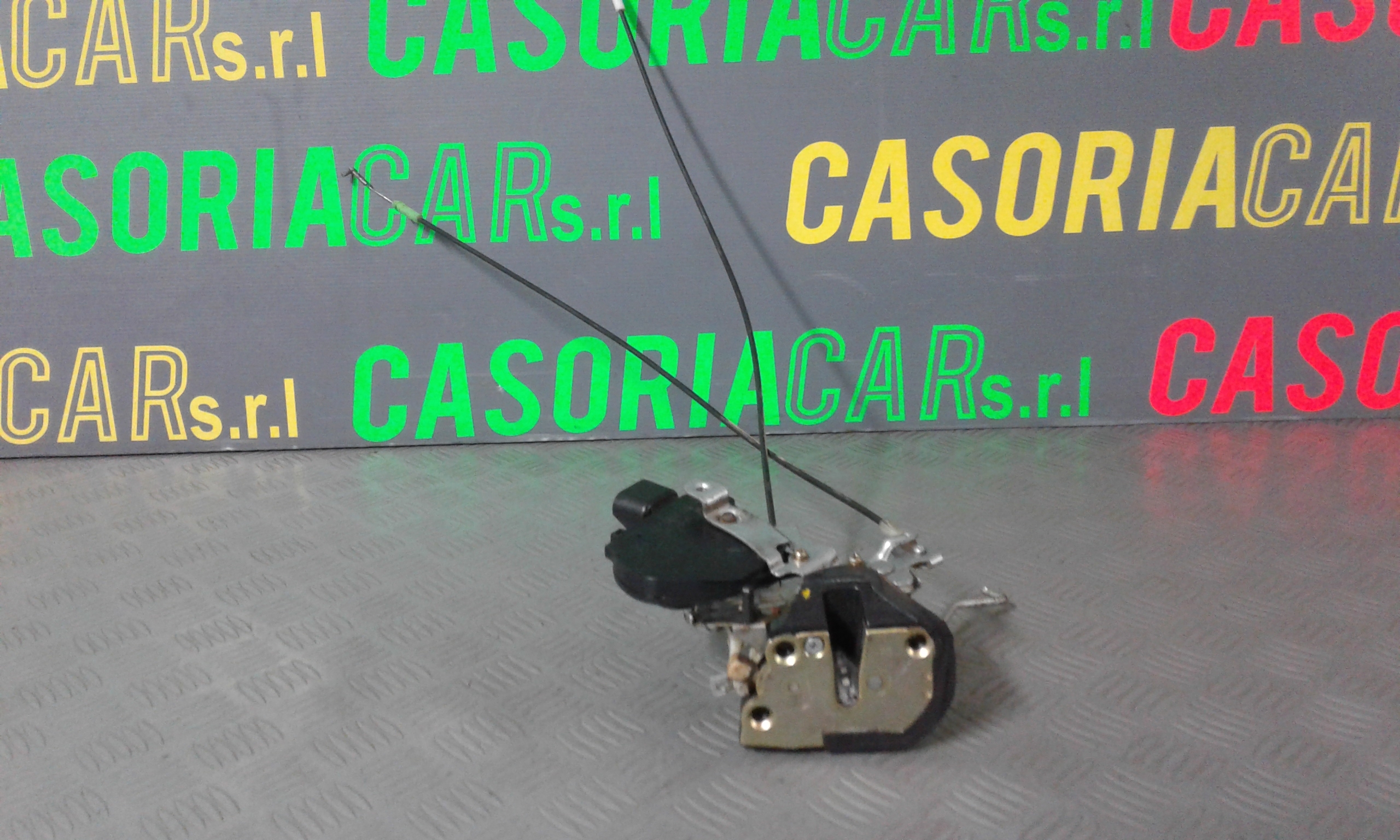 Serratura Posteriore destra TOYOTA Rav4 2 Serie