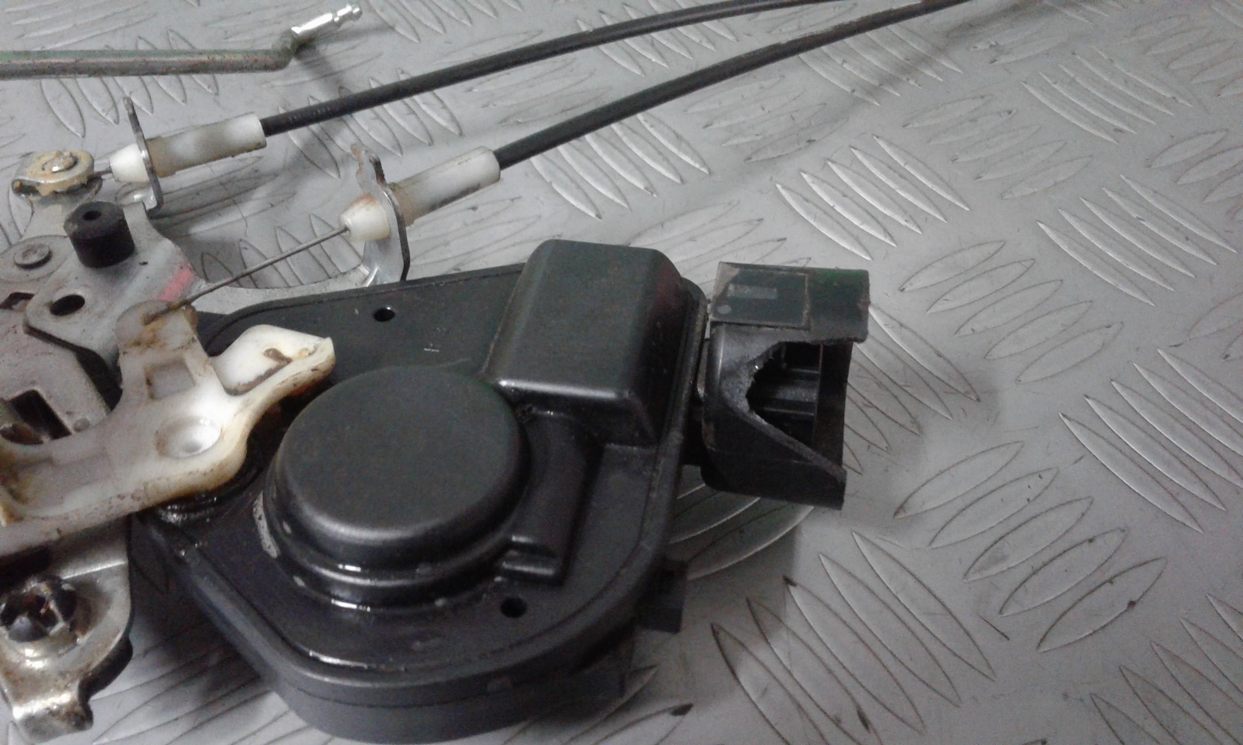 Serratura Posteriore destra TOYOTA Rav4 2 Serie