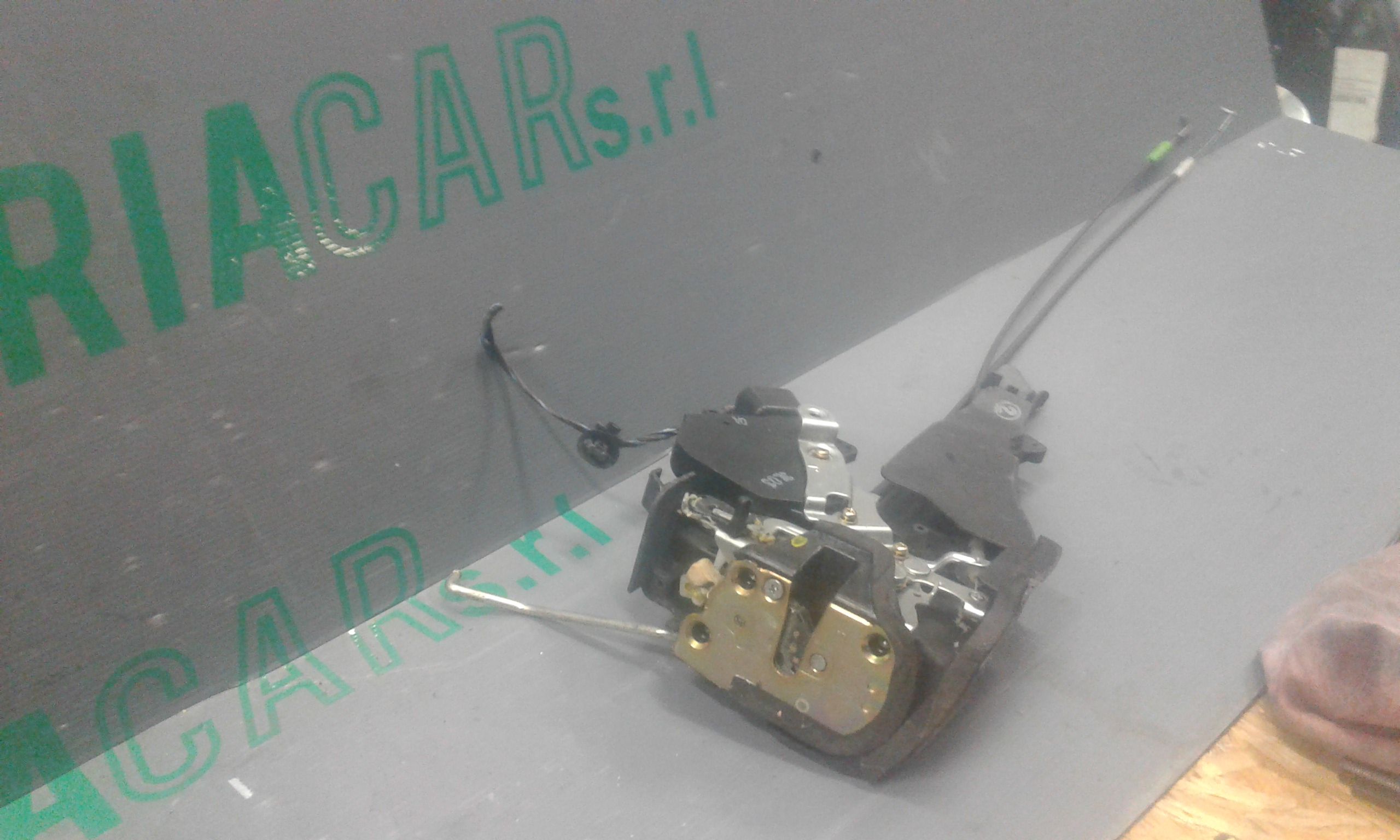 Serratura Posteriore destra TOYOTA Rav4 2 Serie