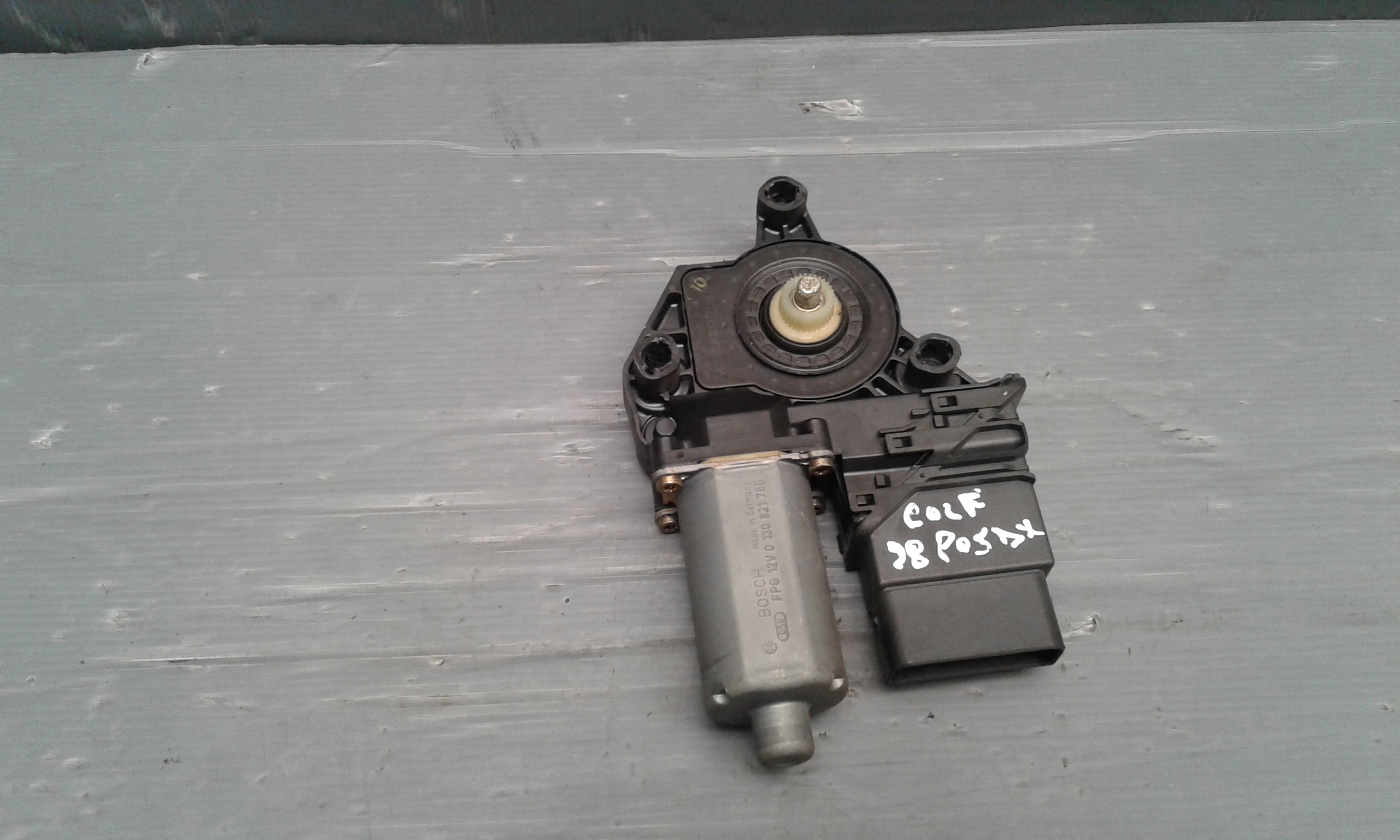 Motorino Alzavetro posteriore destra VOLKSWAGEN Golf 4 Berlina