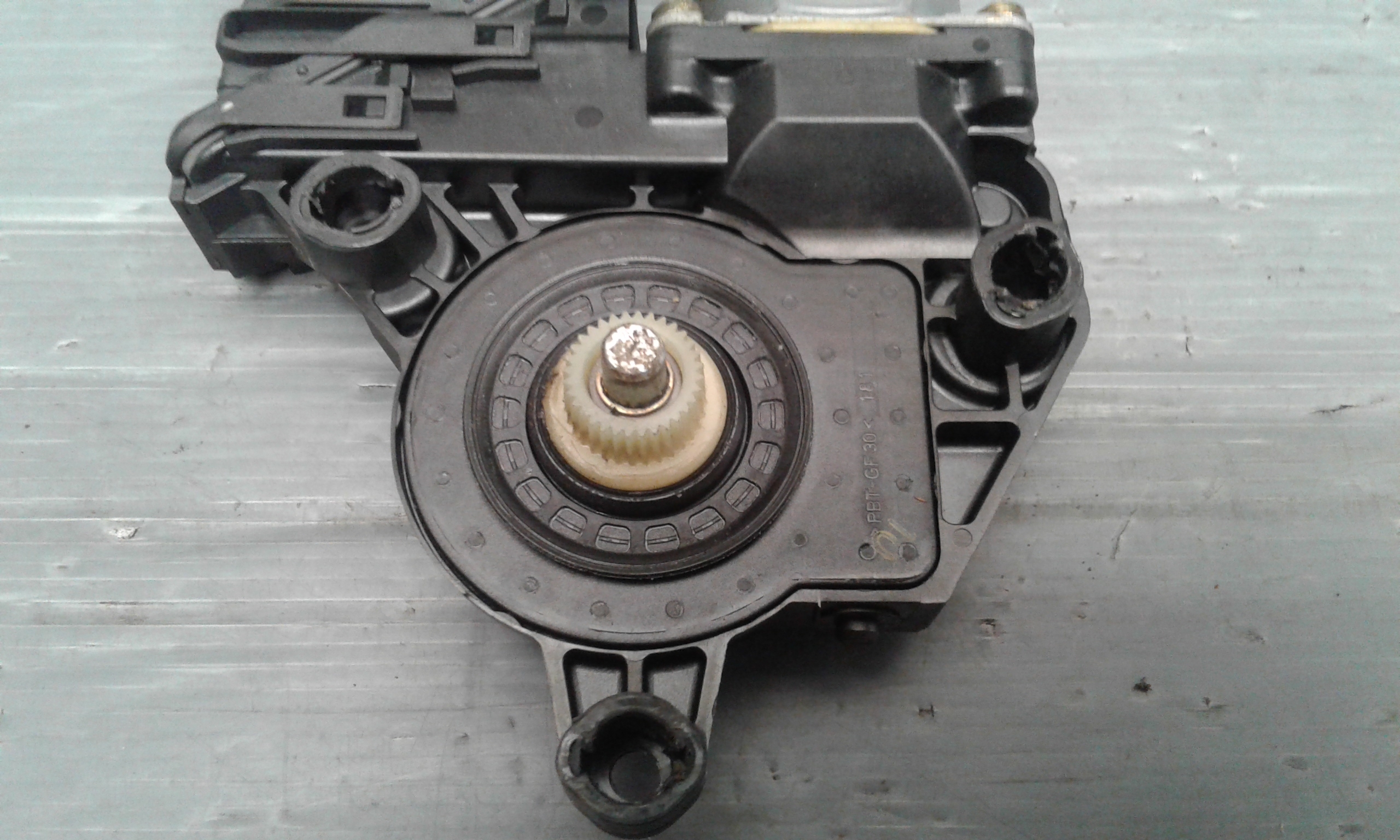 Motorino Alzavetro posteriore destra VOLKSWAGEN Golf 4 Berlina