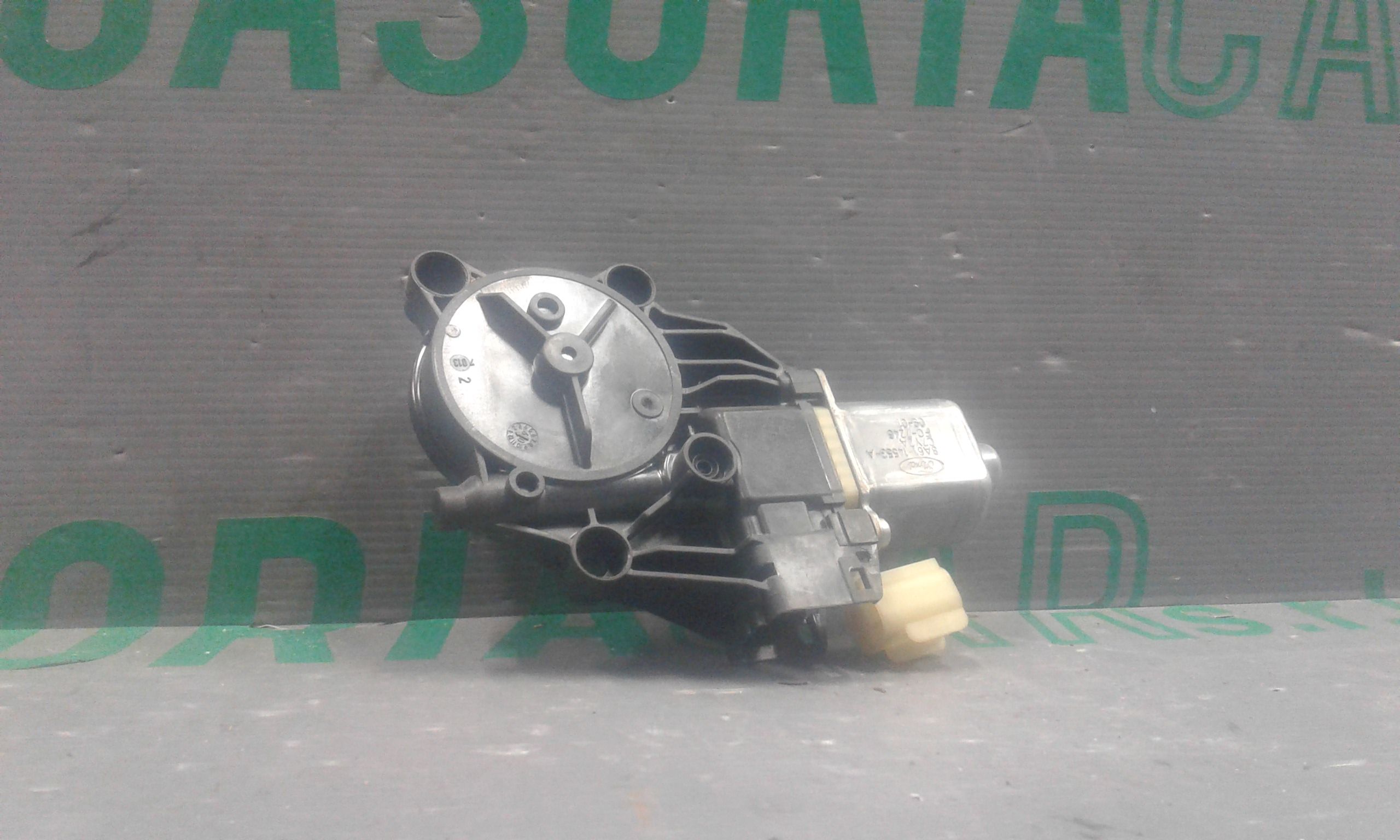 Motorino Alzavetro posteriore destra FORD Fiesta 6 Serie