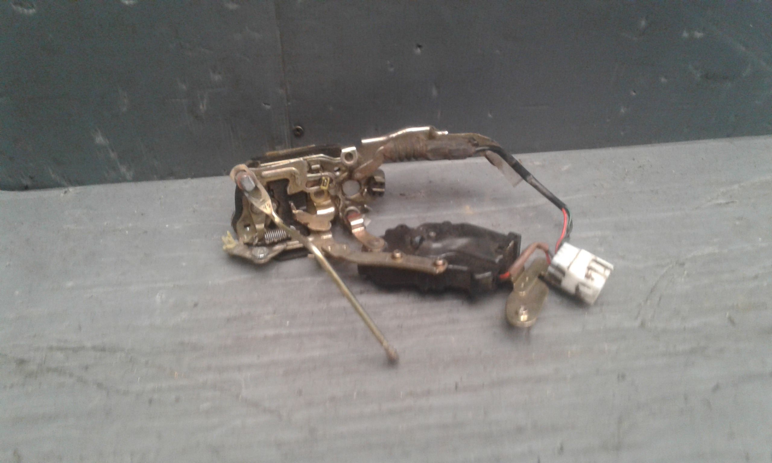 Serratura Anteriore Sinistra TOYOTA 4 Runner 2 Serie