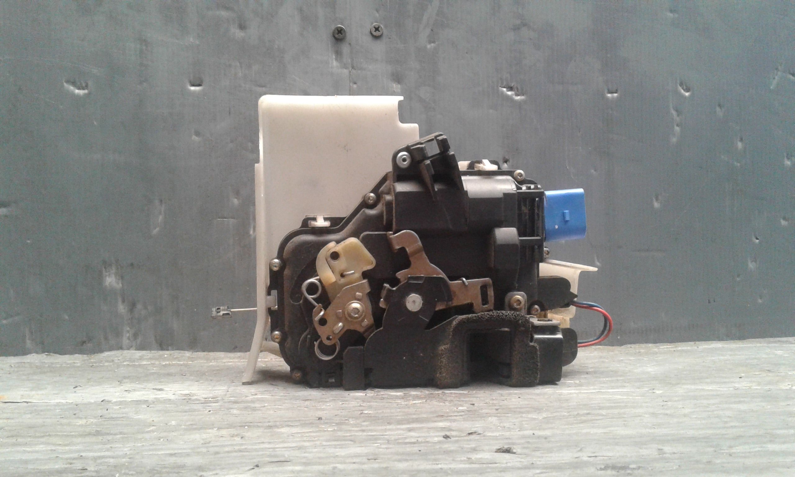 Serratura Anteriore Sinistra VOLKSWAGEN Polo 4 Serie